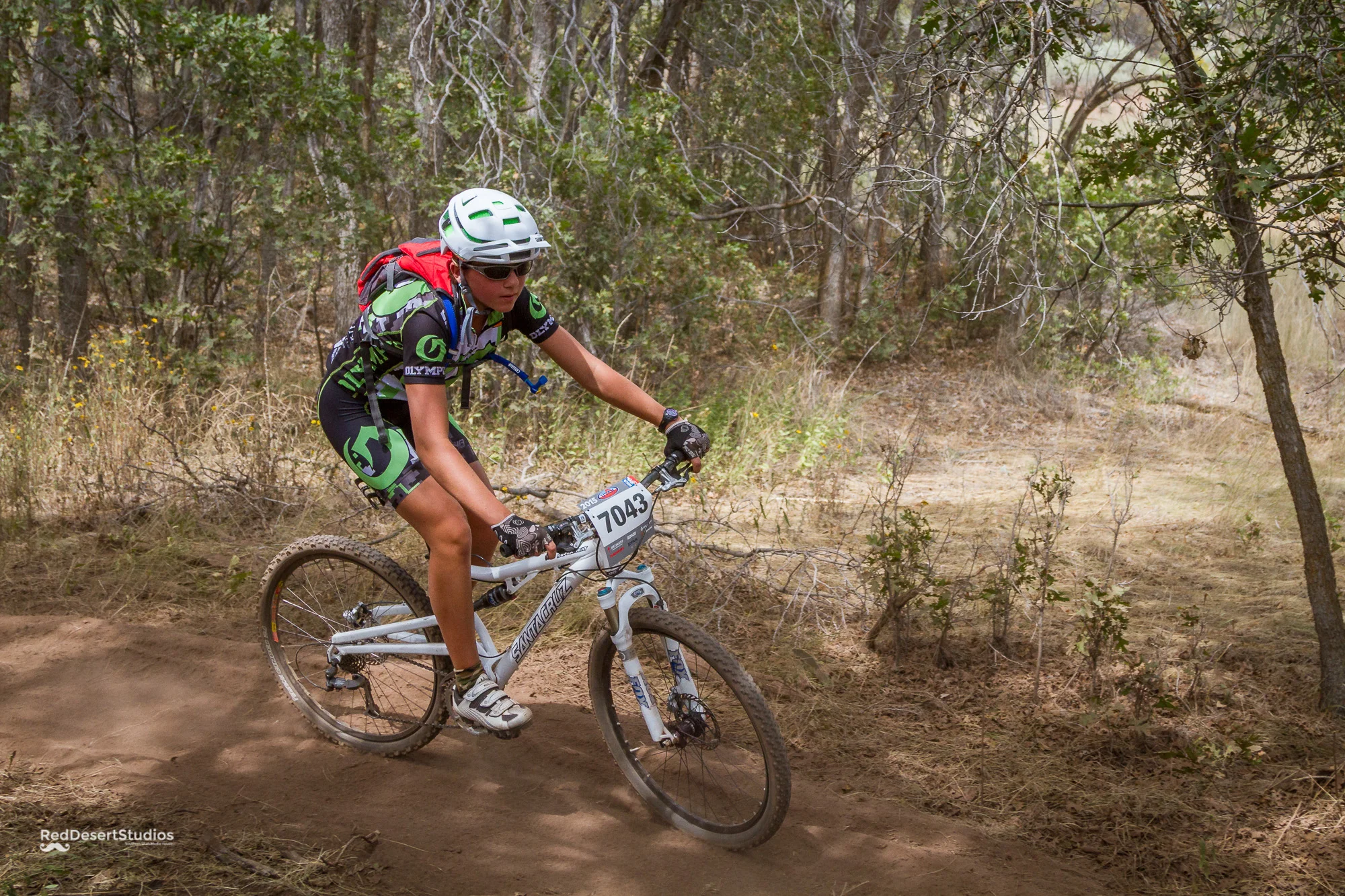 7043 Web (3 of 6).JPG