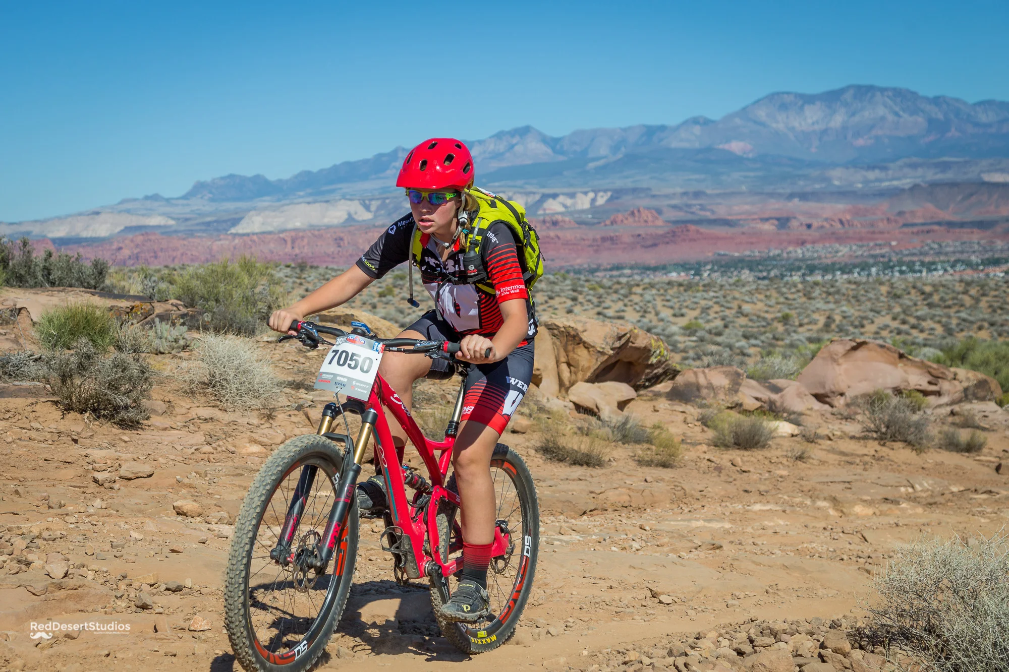 7050 Web (2 of 3).JPG