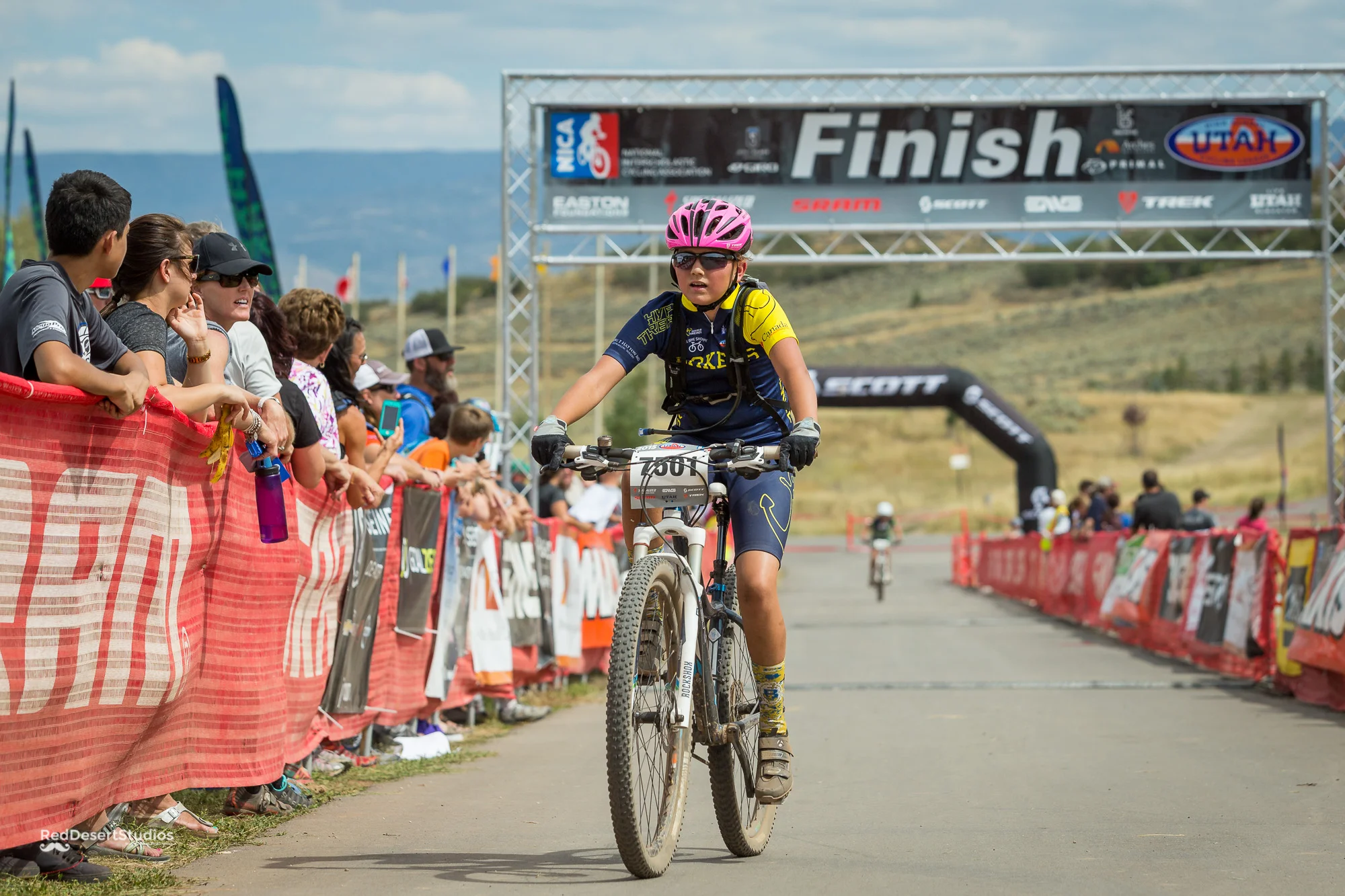 7501 Web (2 of 4).JPG