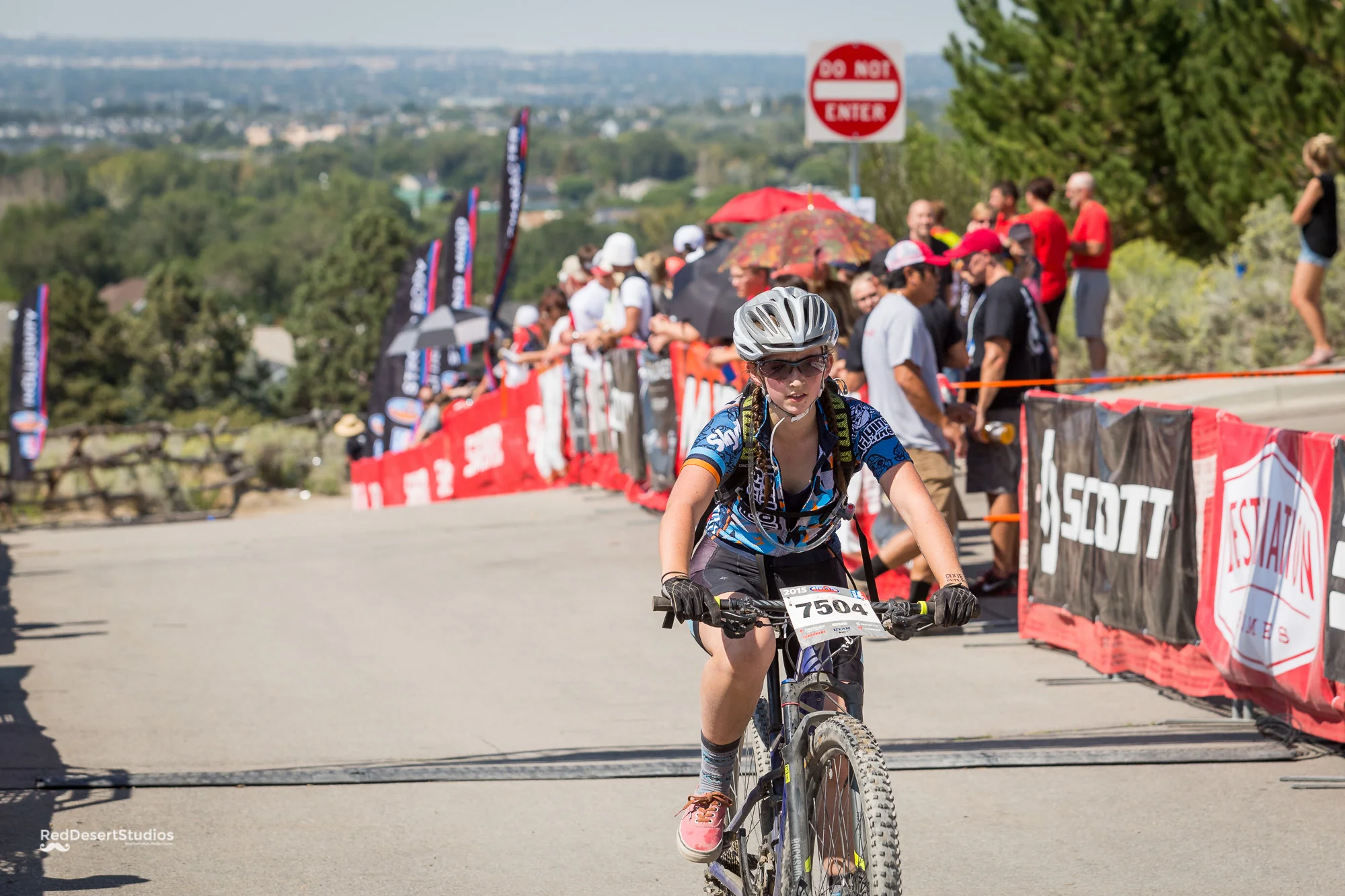 7504 Web (3 of 11).JPG