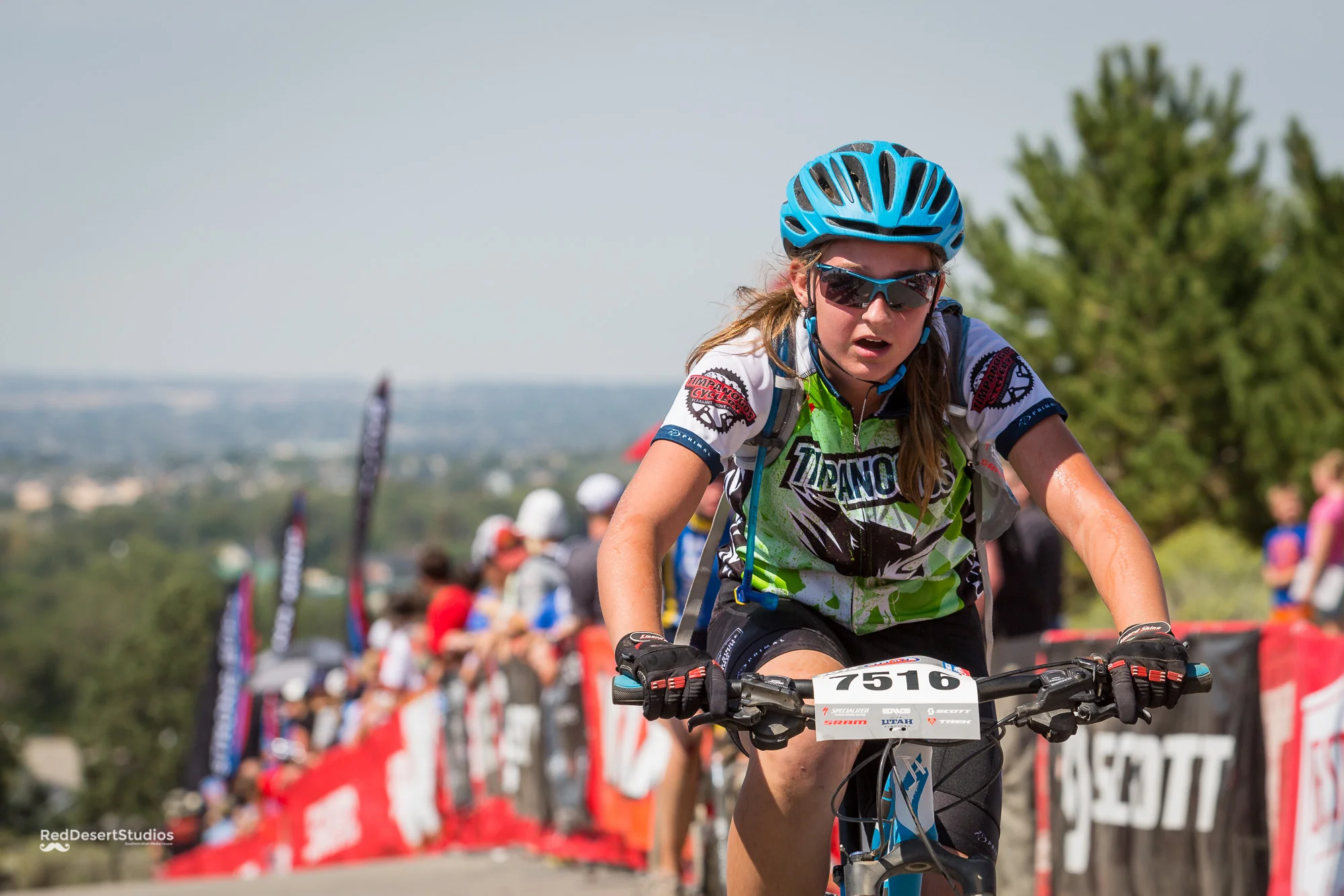 7516 Web (3 of 7).JPG