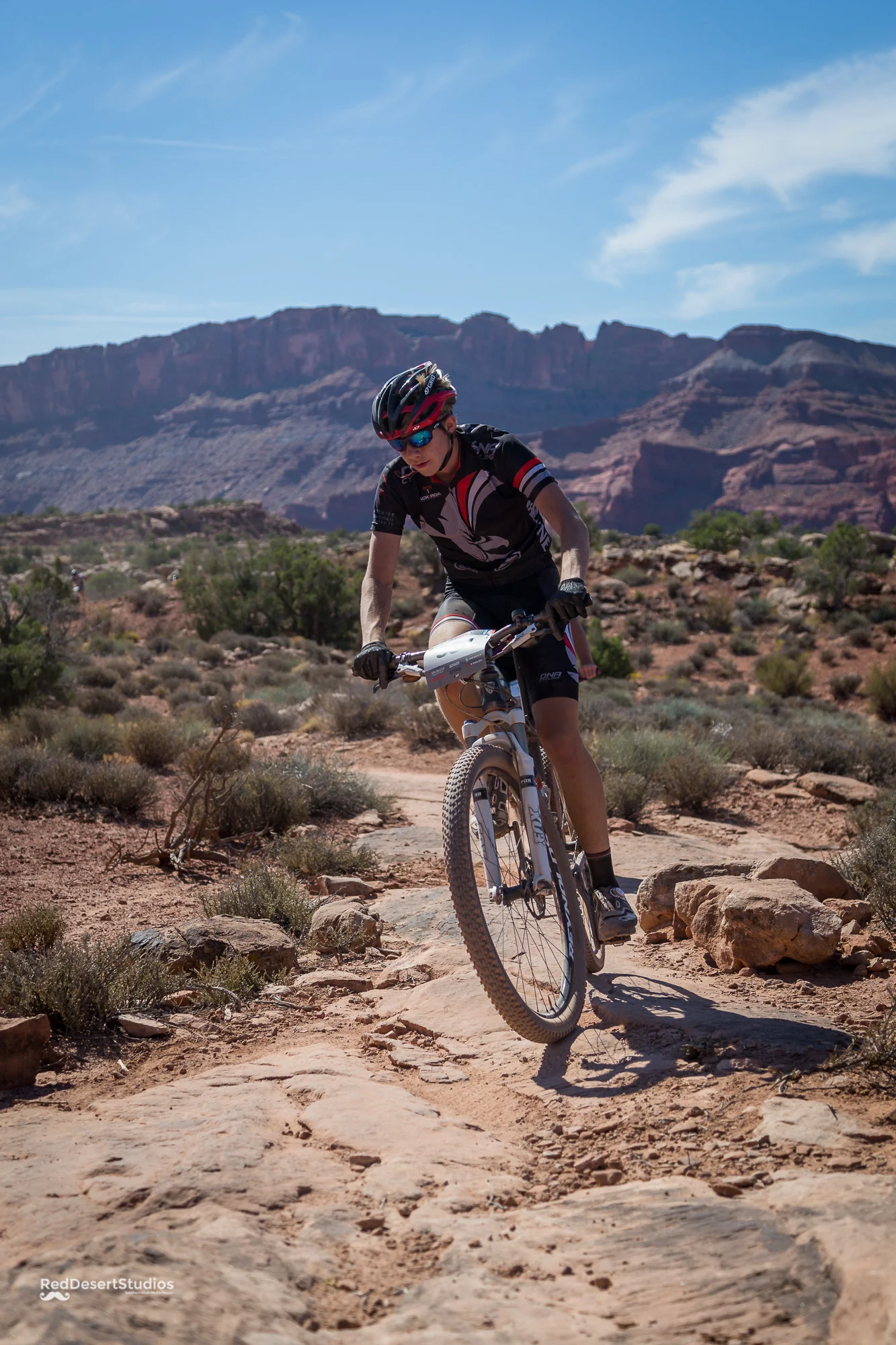 901 Web (4 of 8).JPG