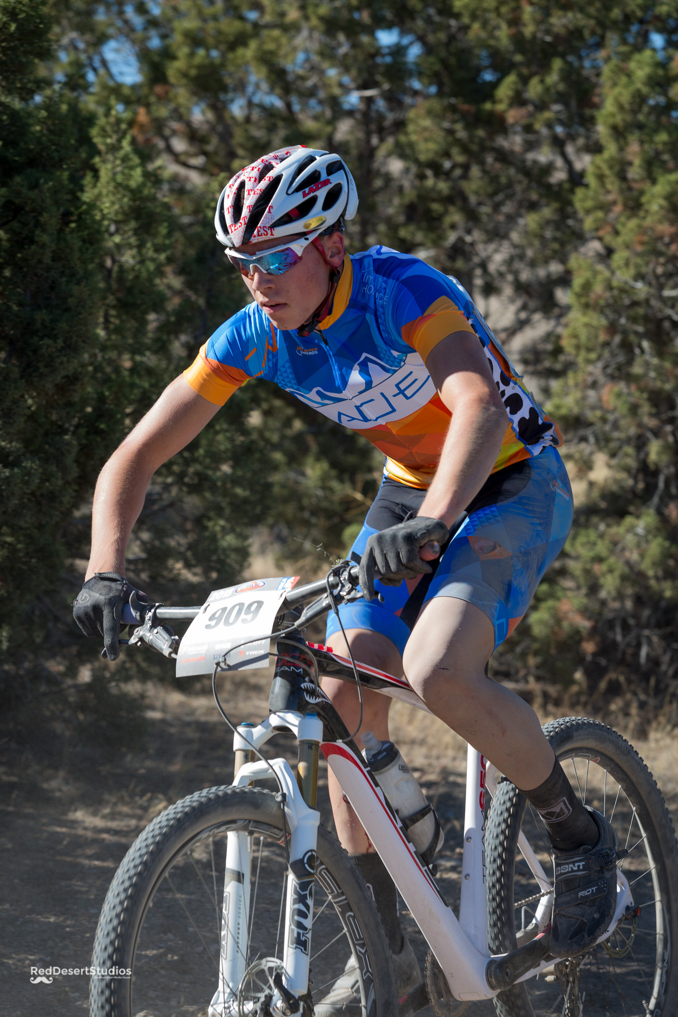 909 Web (5 of 8).JPG