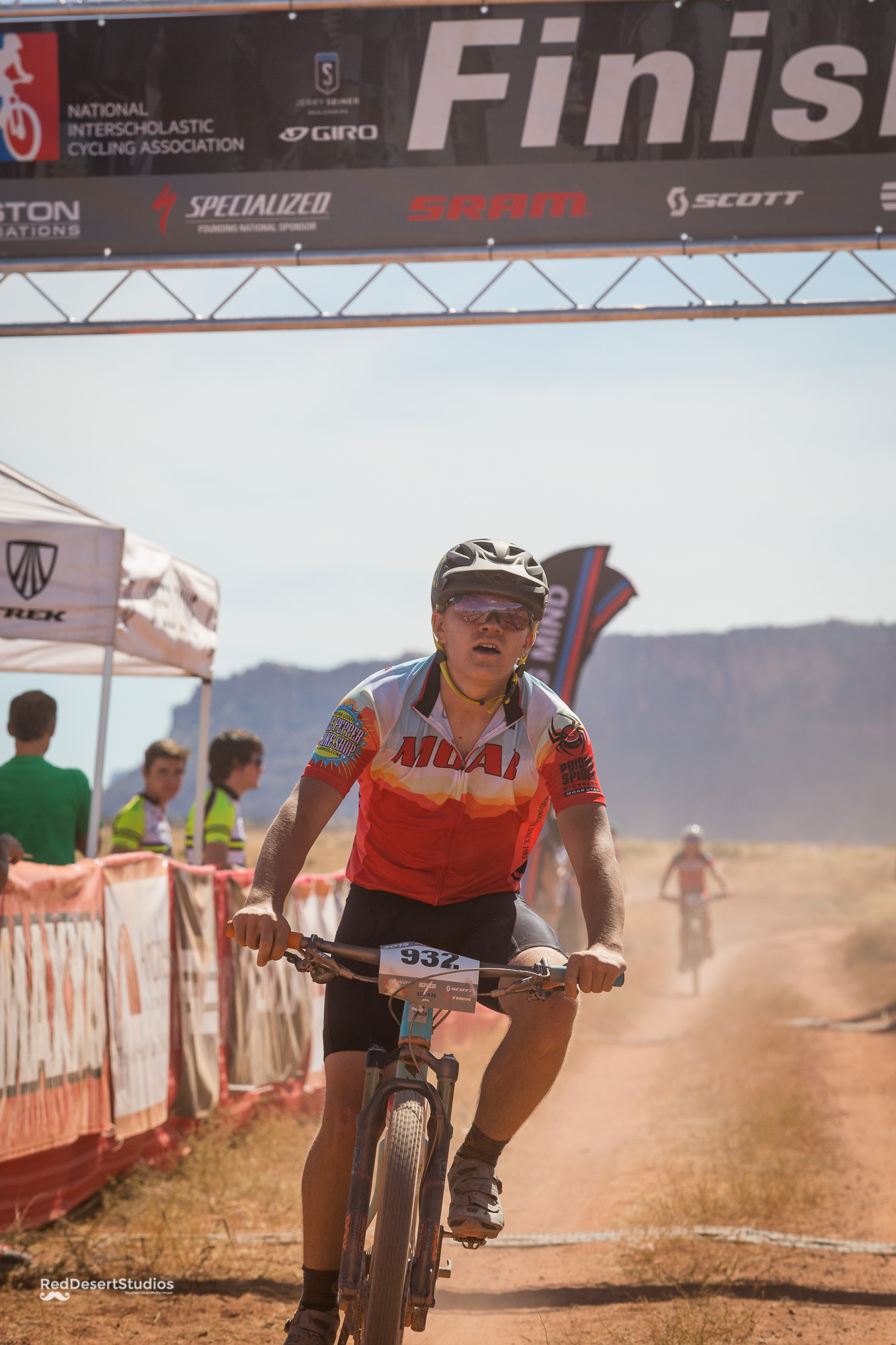 932 Web (5 of 8).JPG