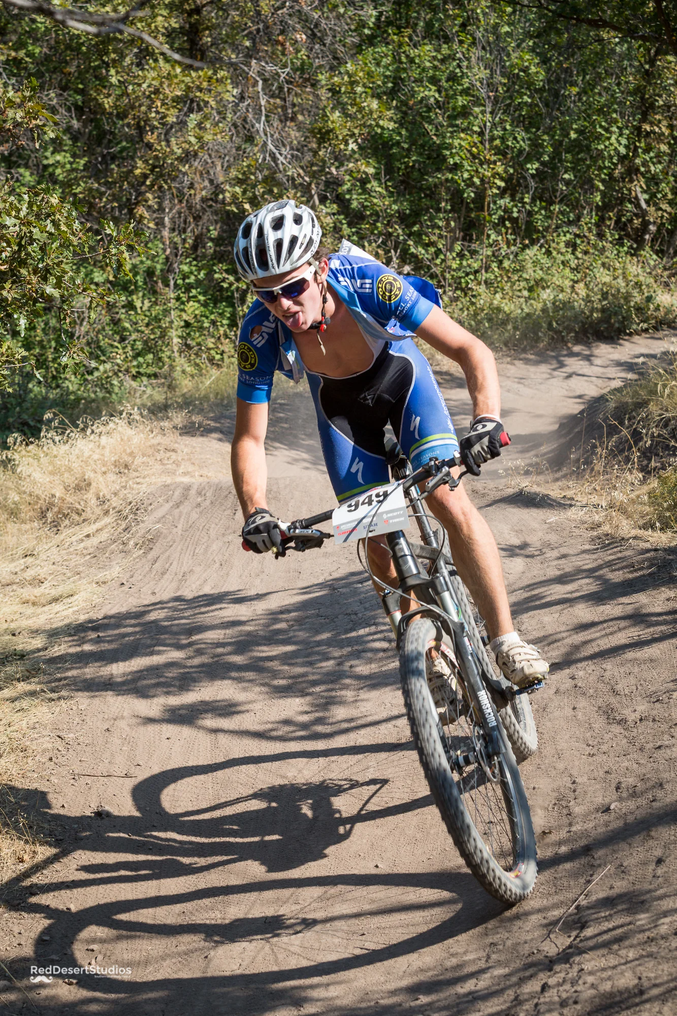 949 Web (1 of 7).JPG