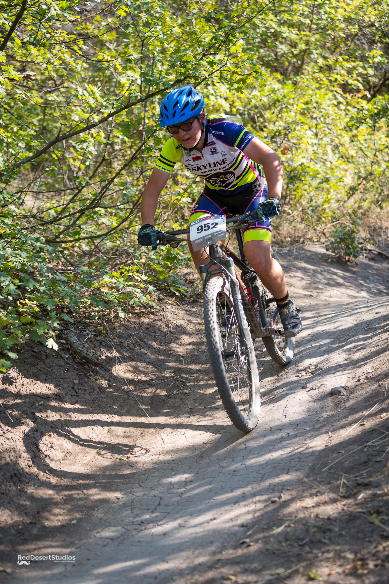 952 Web (3 of 8).JPG