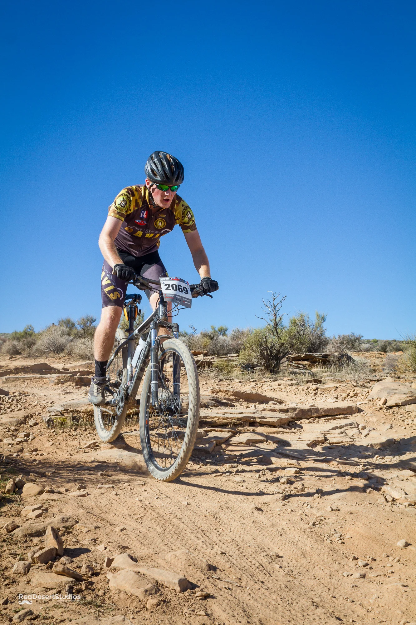 2069 Web (2 of 2).JPG