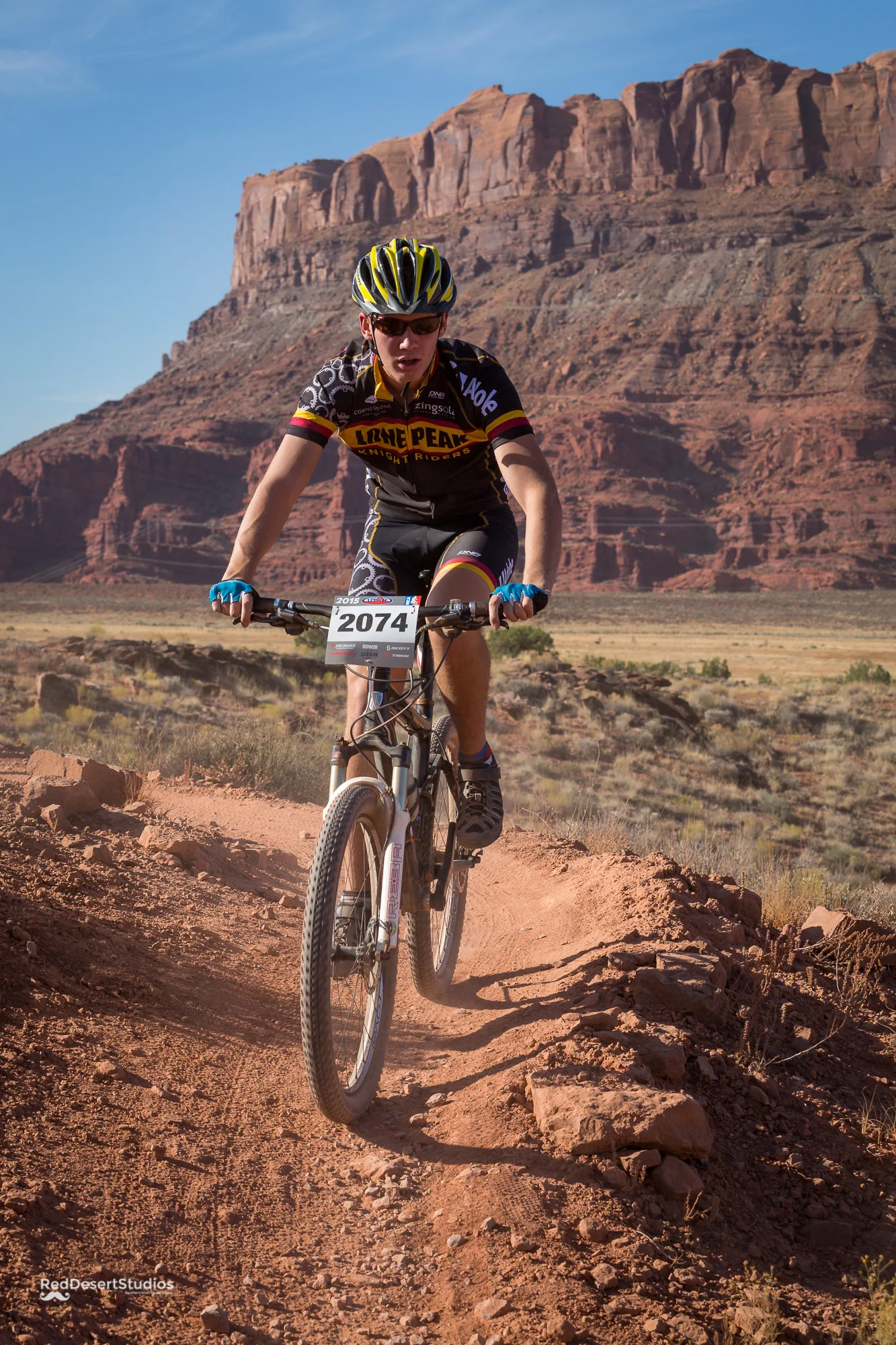 2074 Web (2 of 3).JPG