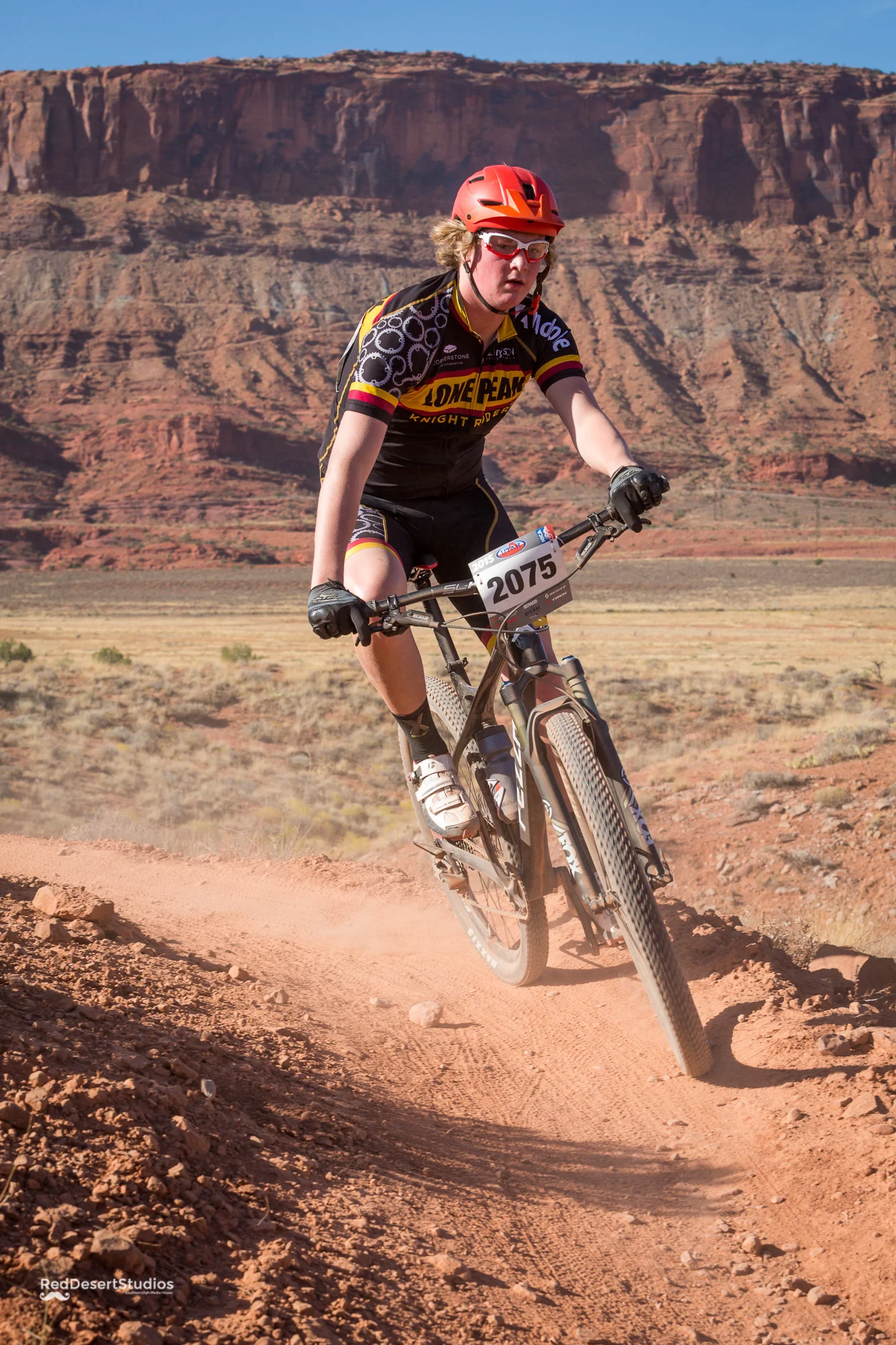 2075 Web (3 of 4).JPG