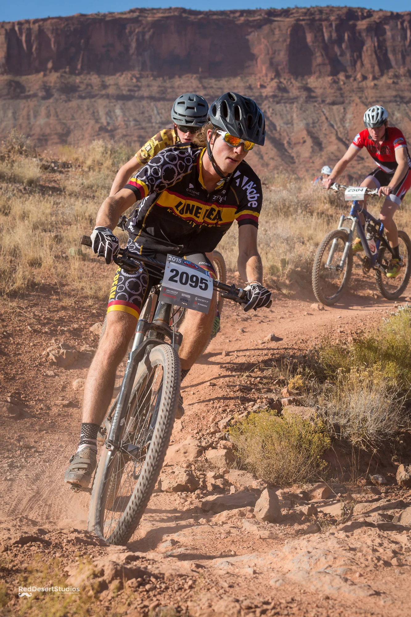 2095 Web (2 of 4).JPG