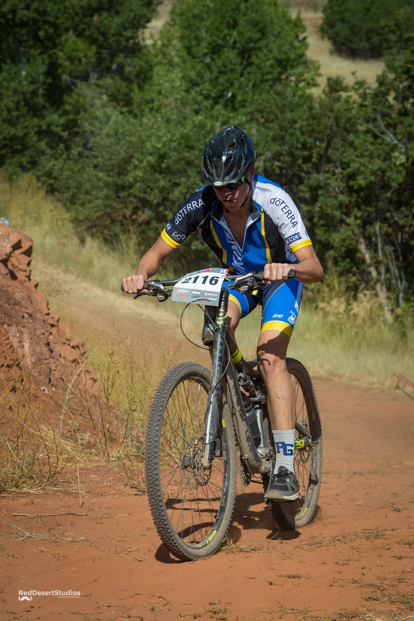 2116 Web (3 of 6).JPG