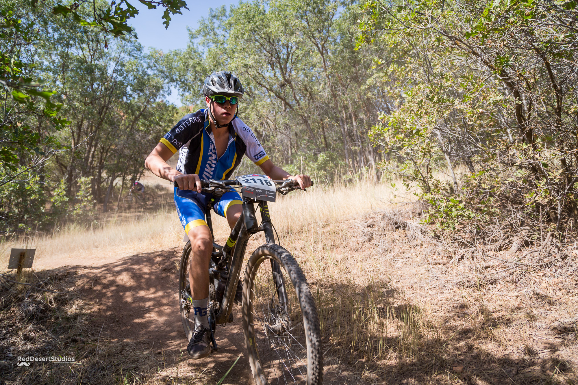 2116 Web (2 of 6).JPG