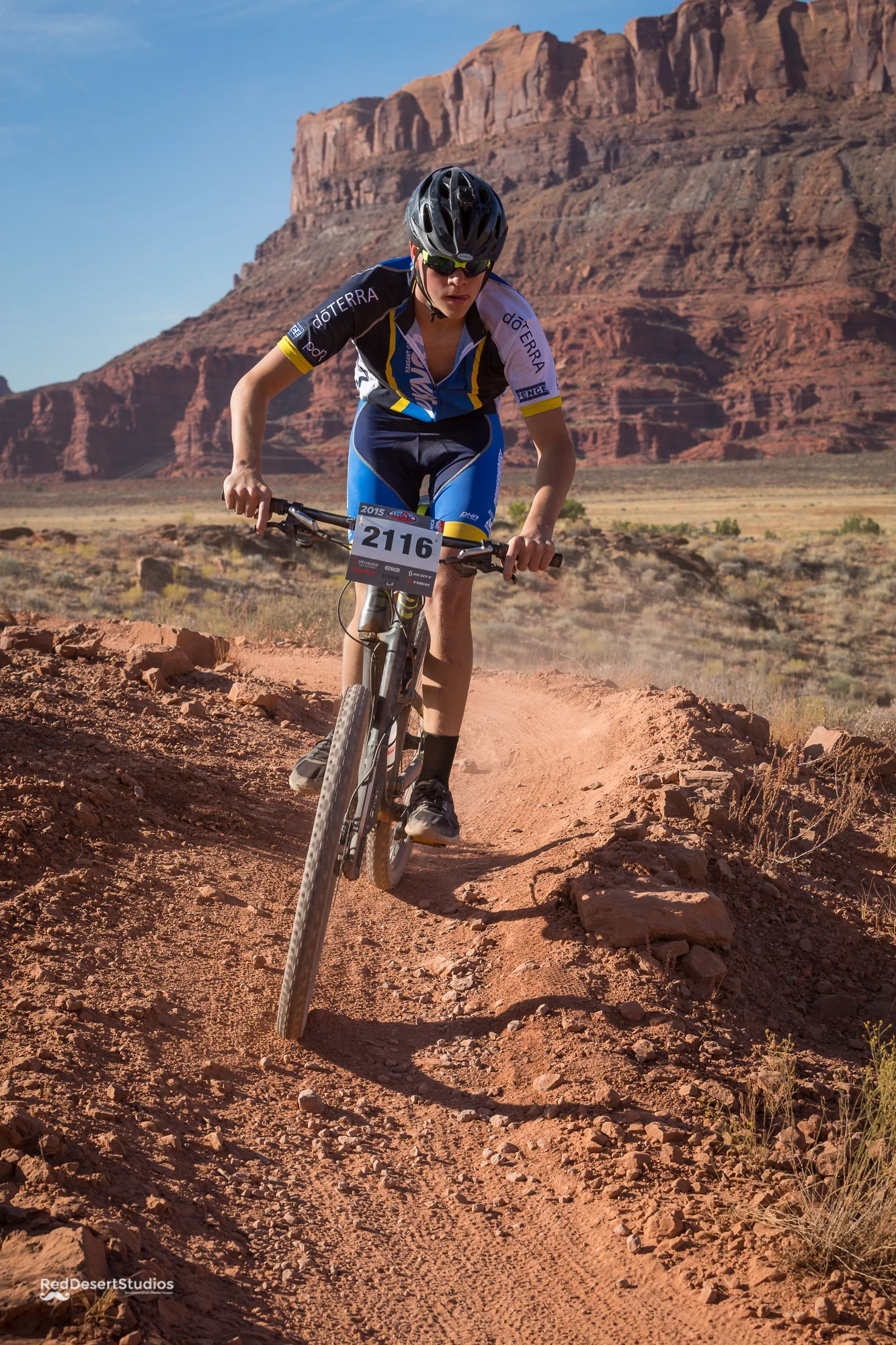 2116 Web (4 of 6).JPG