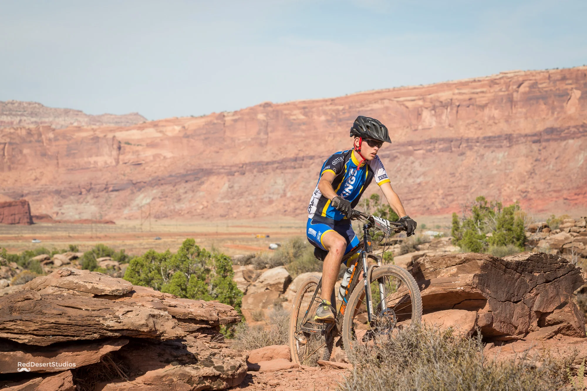 2121 Web (3 of 4).JPG