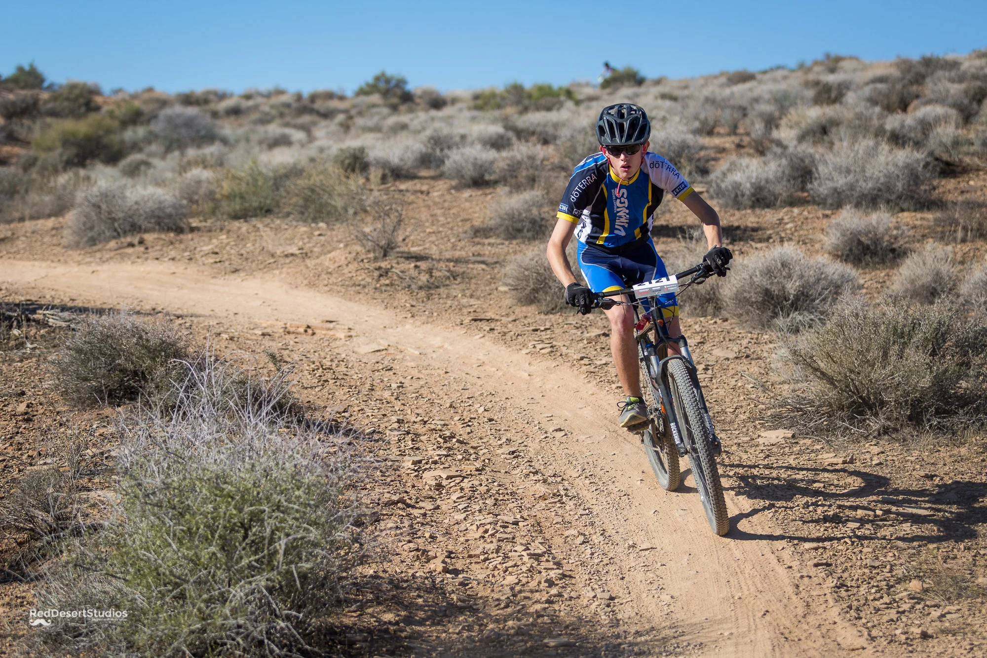 2121 Web (4 of 4).JPG