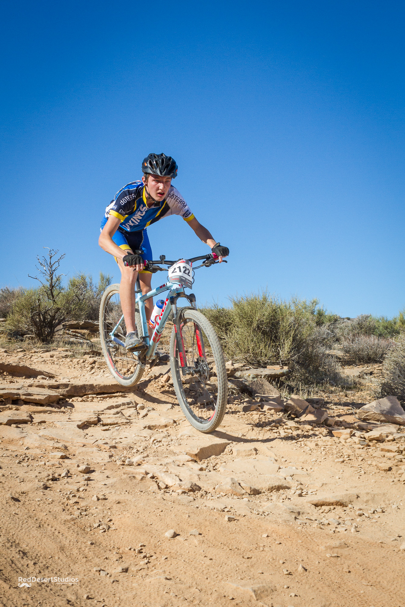 2122 Web (4 of 4).JPG