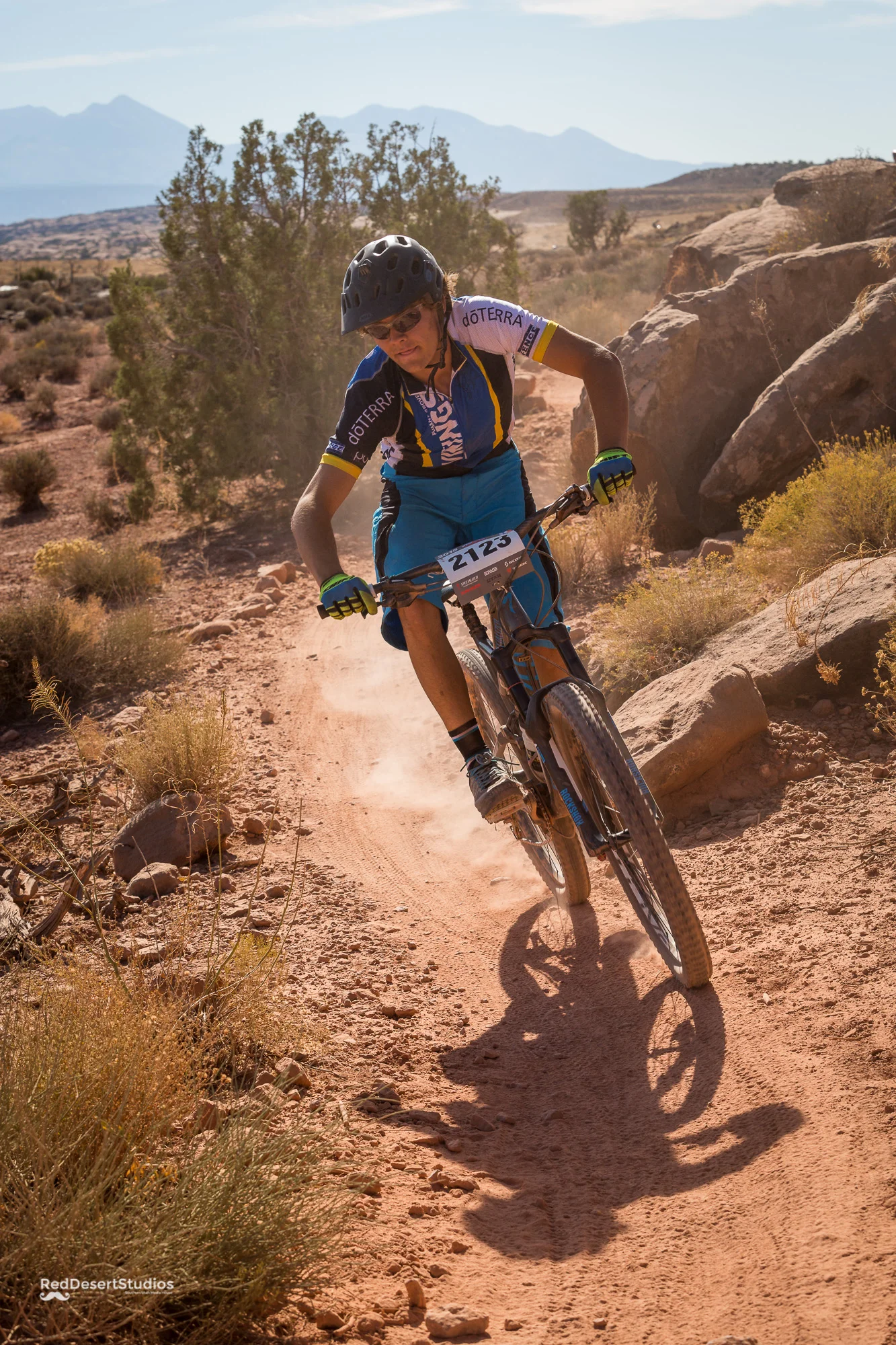 2123 Web (6 of 7).JPG