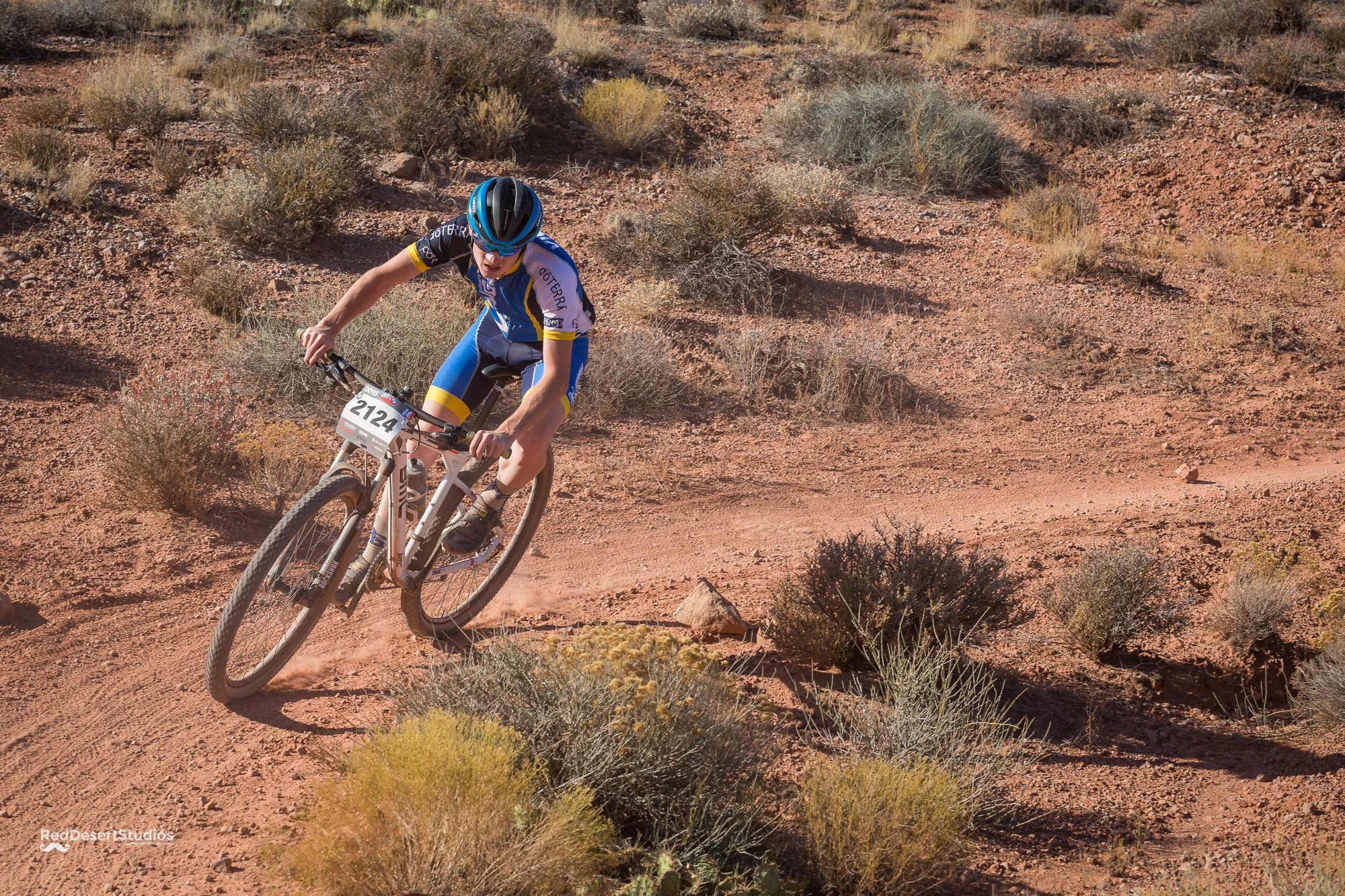 2124 Web (4 of 5).JPG