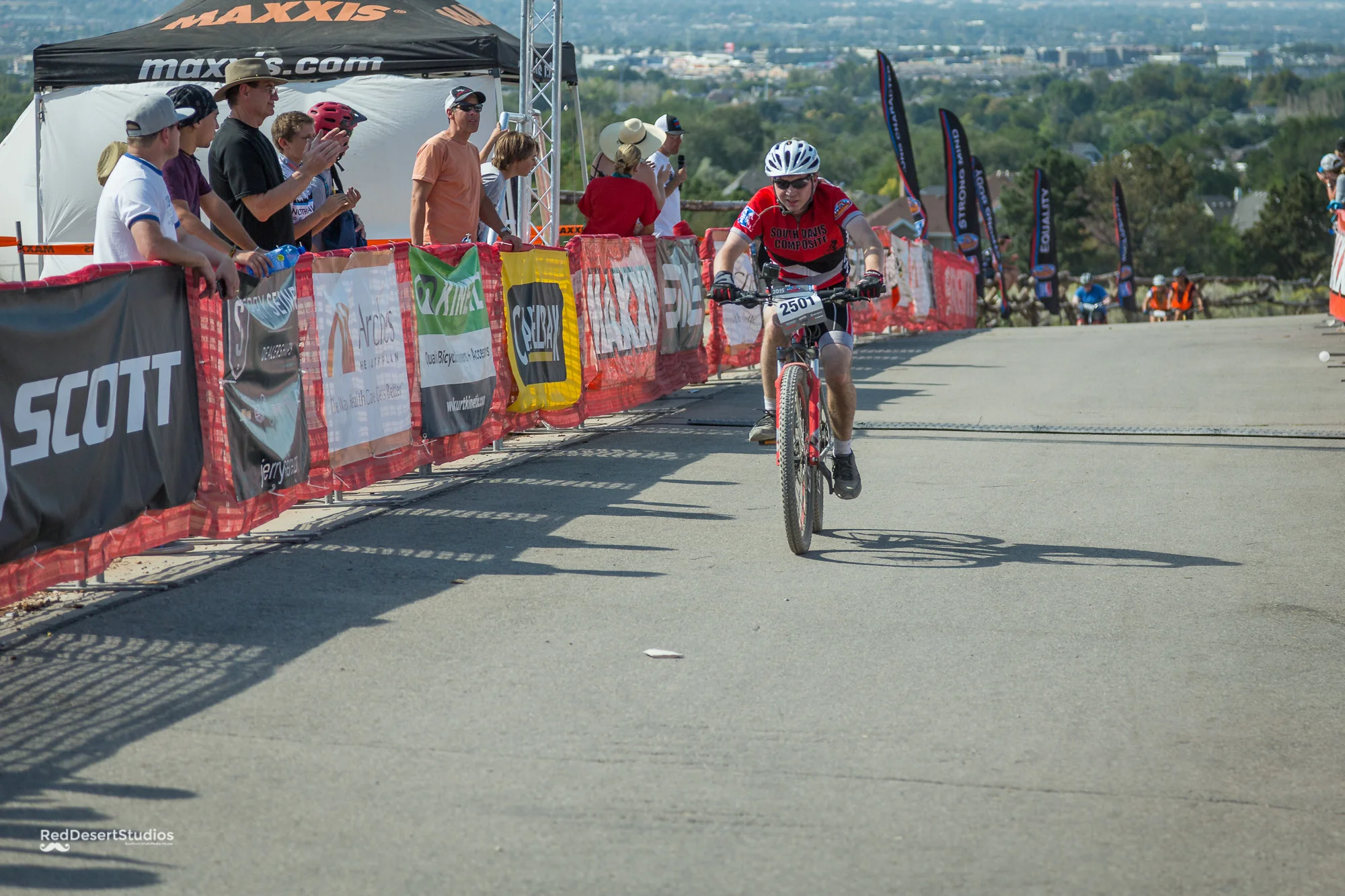 2501 Web (2 of 4).JPG