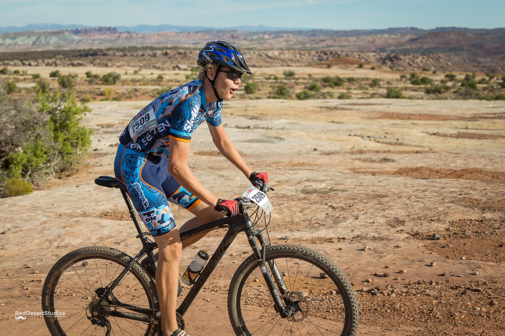 2509 Web (5 of 9).JPG