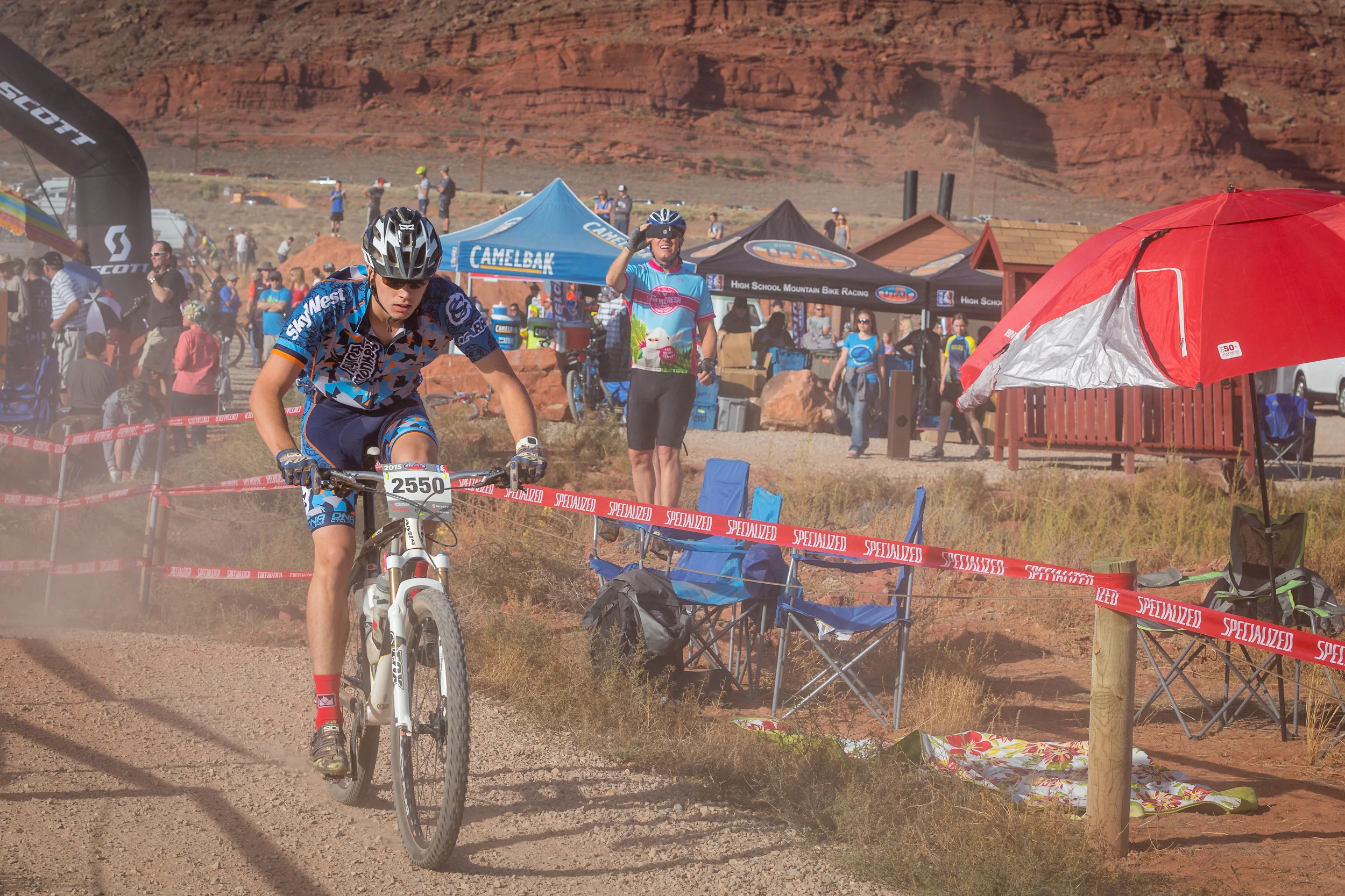 2550 Full (5 of 8).JPG