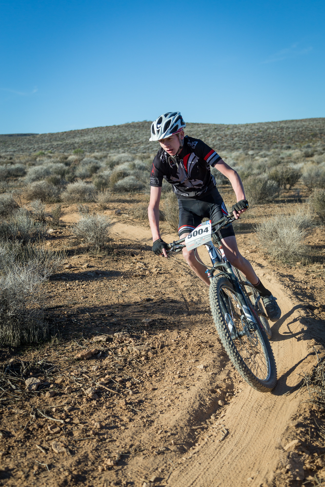 5004 Web (2 of 2).JPG