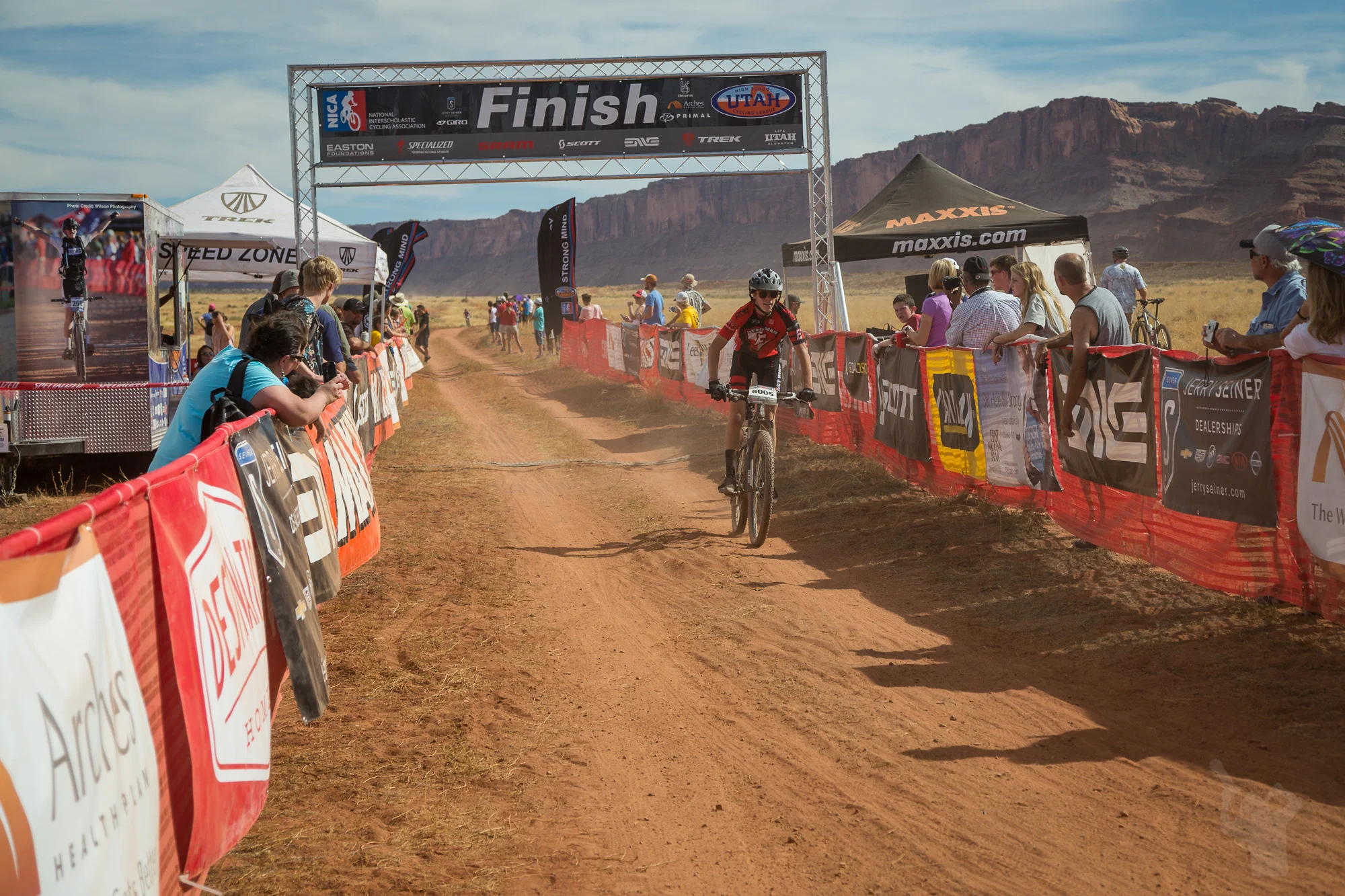 6005 Web (2 of 4).JPG