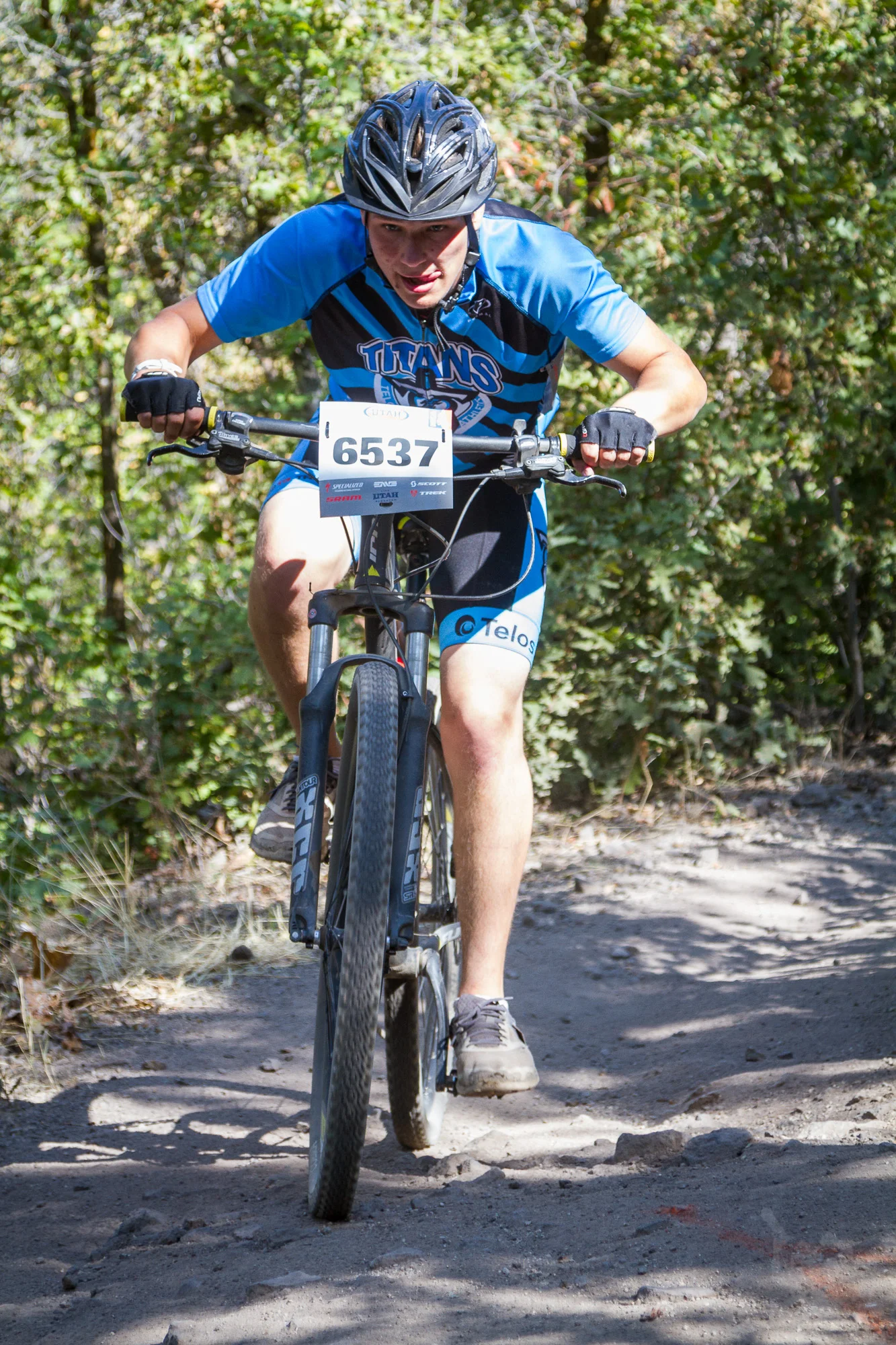 6537 Web (2 of 2).JPG