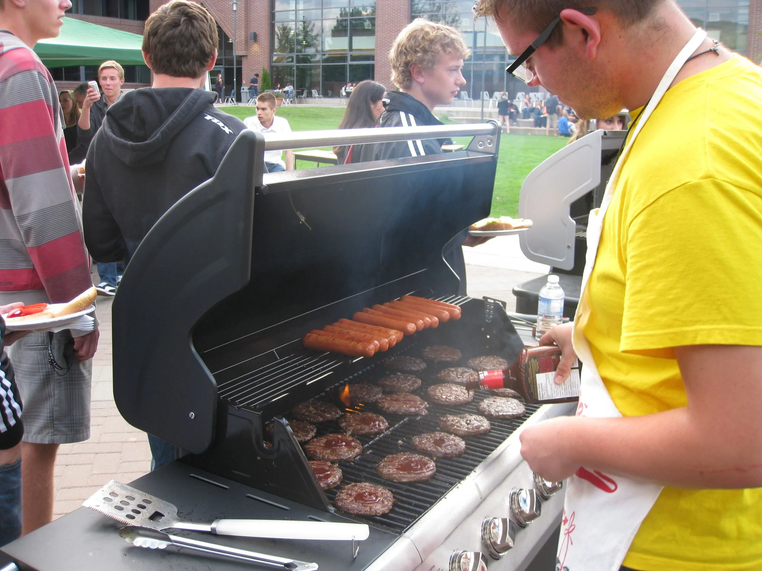 Welcome BBQ & Sunday Gathering