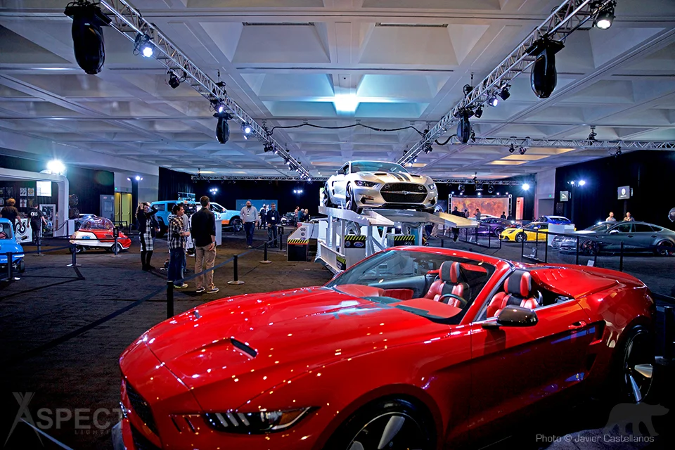 LA-Auto-Show-2015-Aspect-Lighting-1.jpg