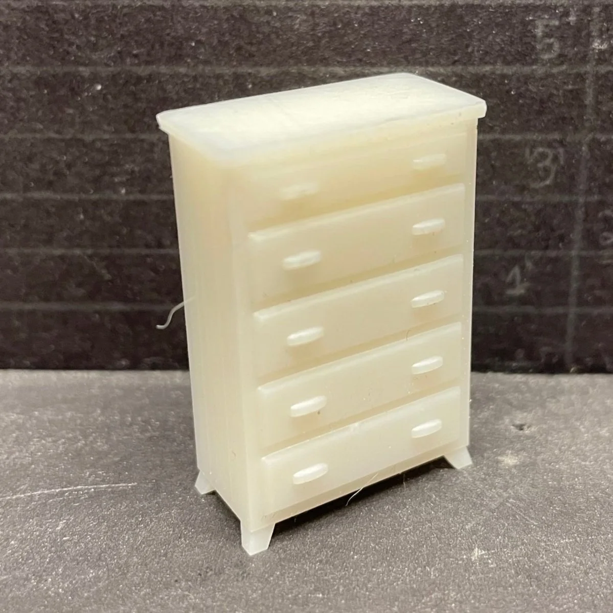 Modern+5+drawer+dresser+.jpg