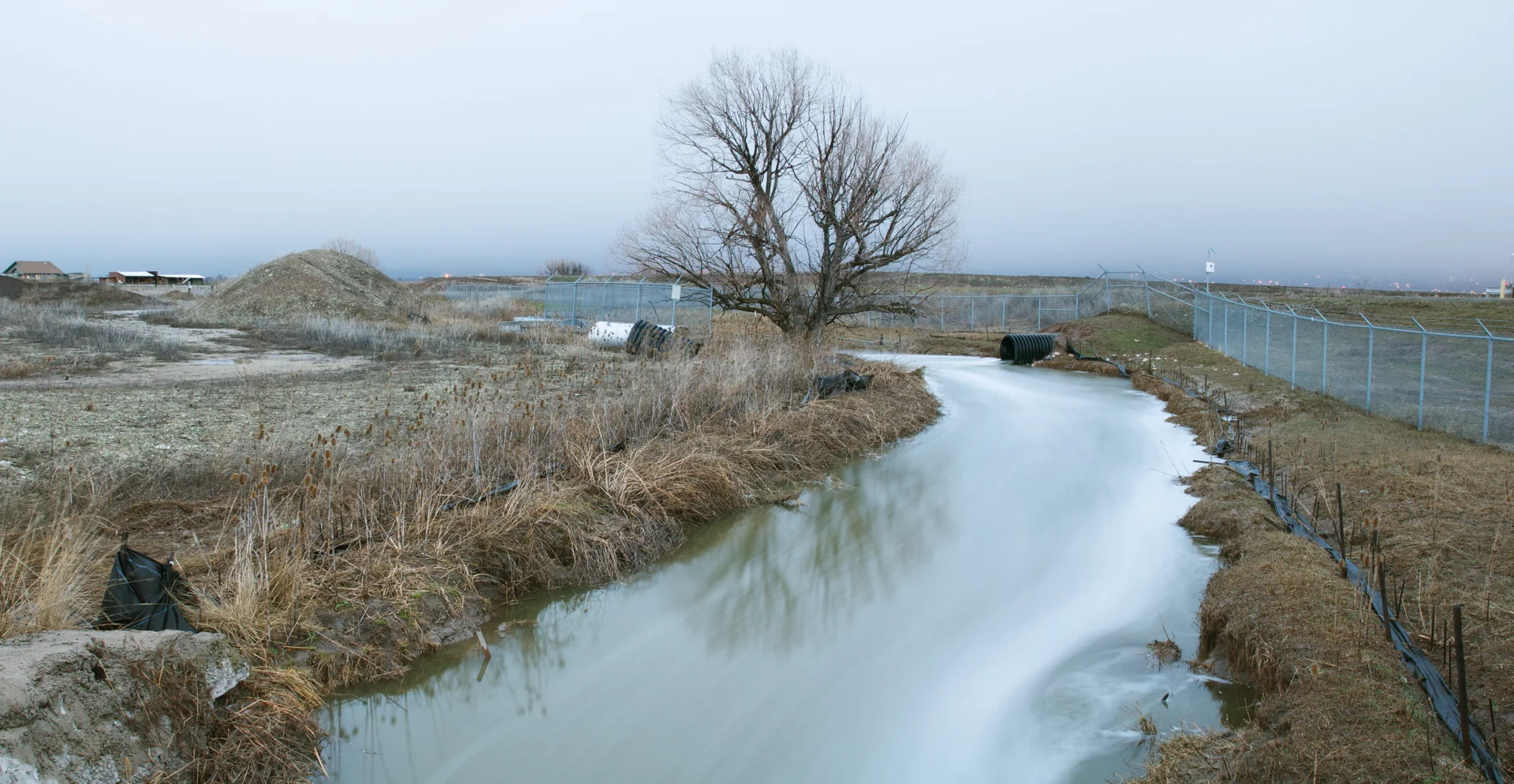 Canal02.jpg