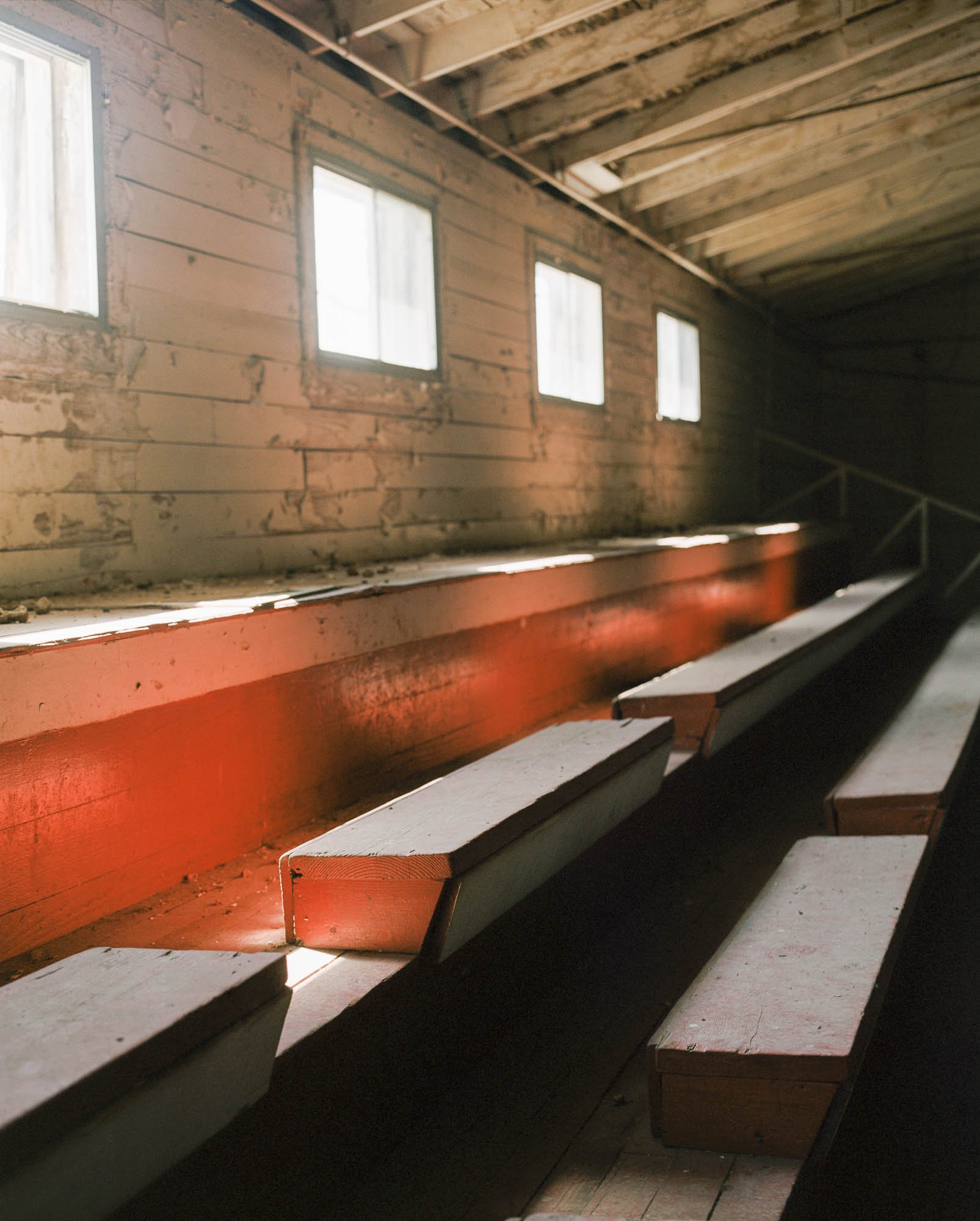 BonoGym_Bleachers_Portra400.jpg