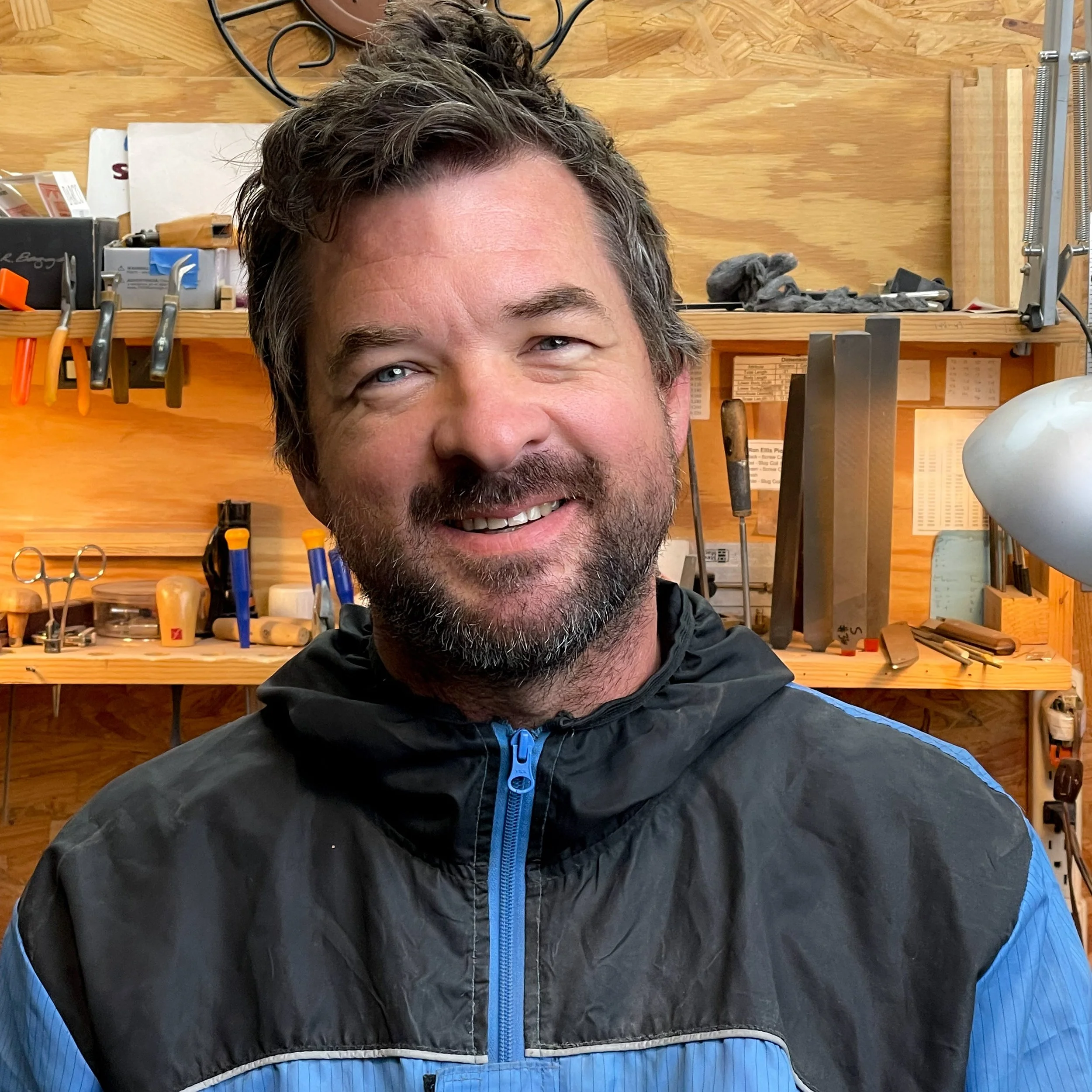 contact-josh-williams-guitars