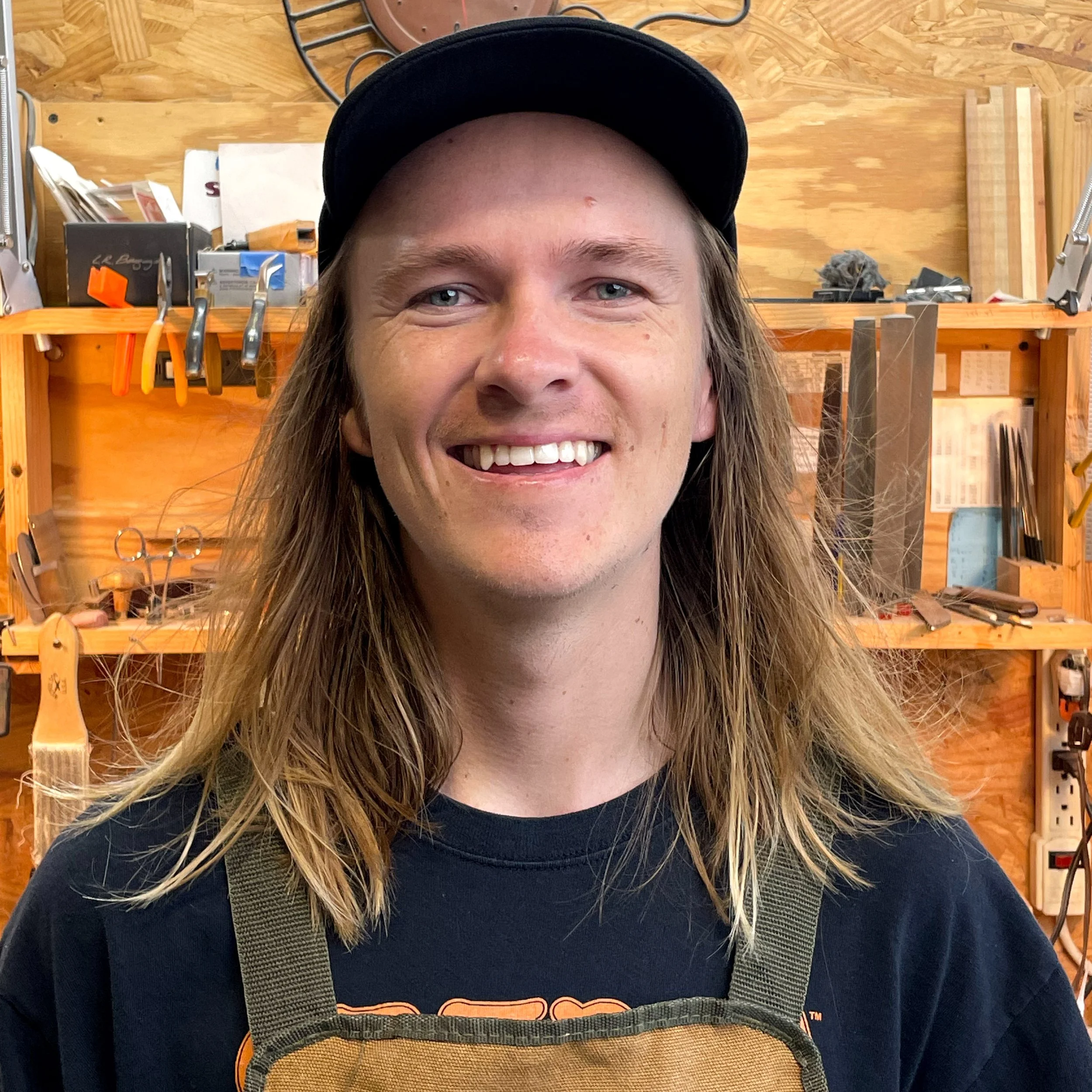 Contact Josh Williams Guitars