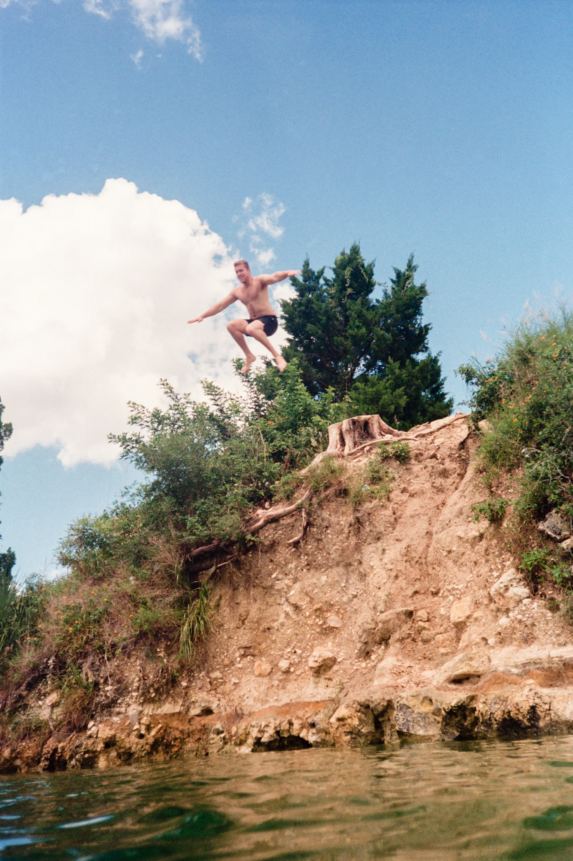 AA017.jpg