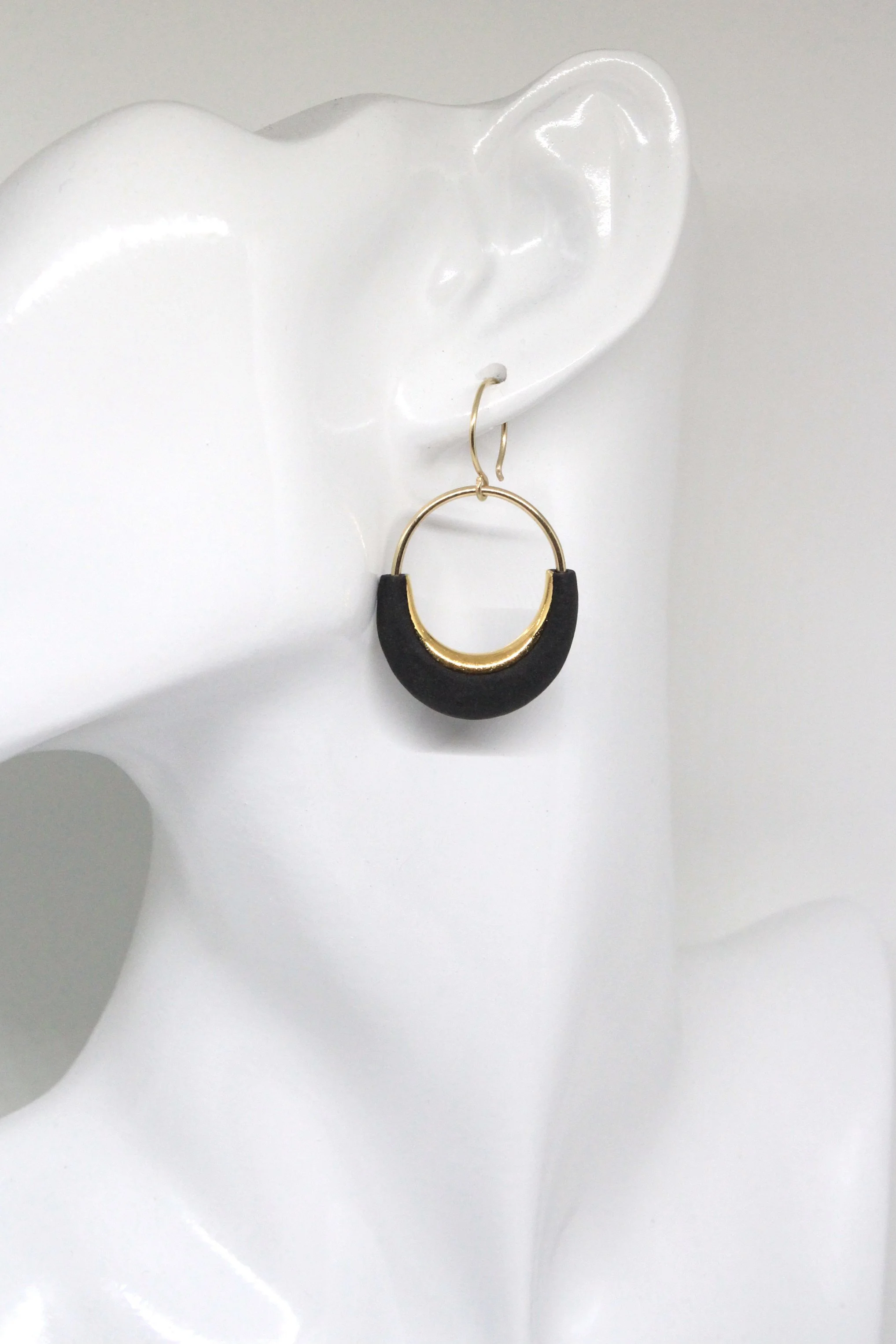 Eden Round Earrings L4.JPG