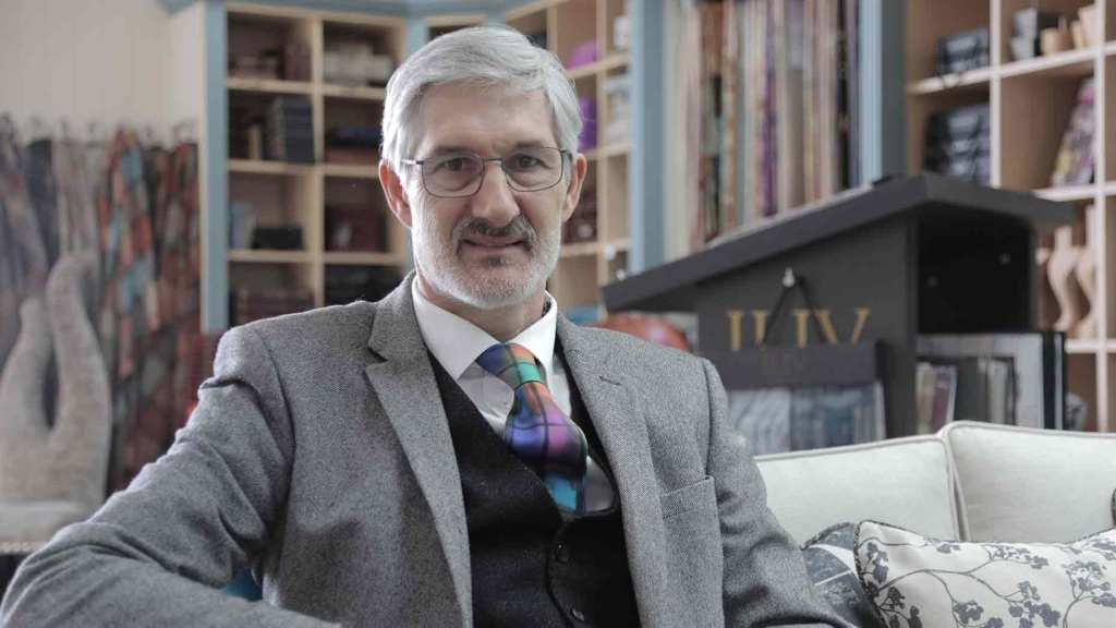 edward-Crowther.jpg