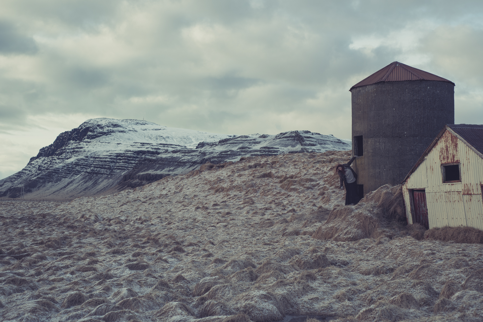    This tiny little farm house inspired the shoot. I saw it and said "THERE".   