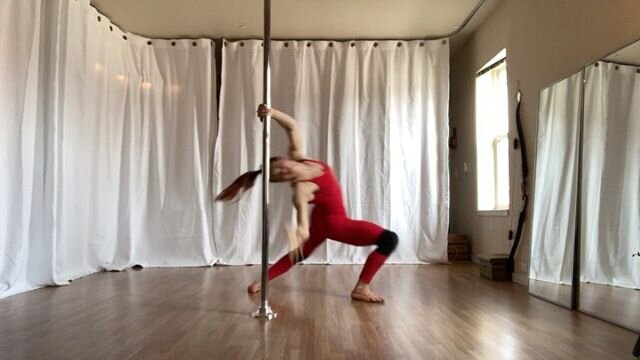 Find Your Flow in Pole Dance - Learn More, pole dance