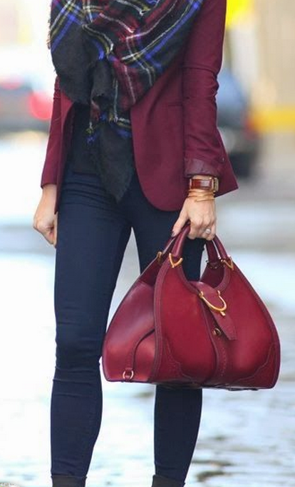 Burgundy in various ways: handbag, coat and a scarf for accent.