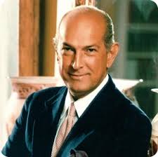 The iconic Mr. De la Renta