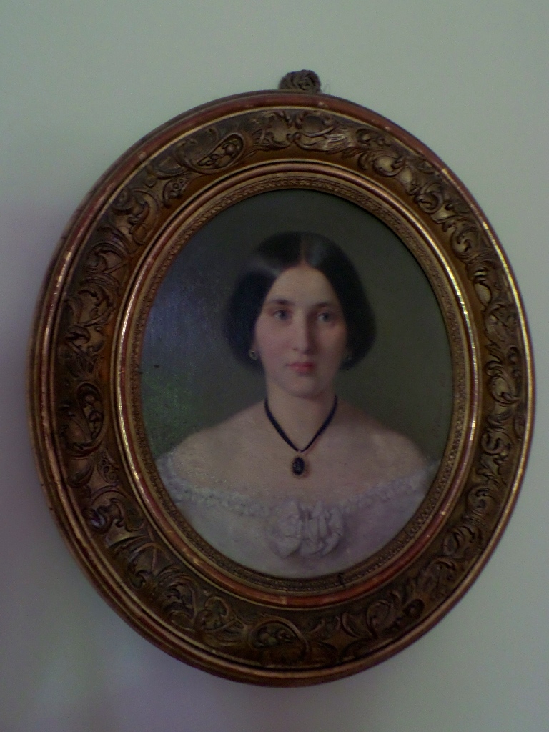 Portrait of a young woman.