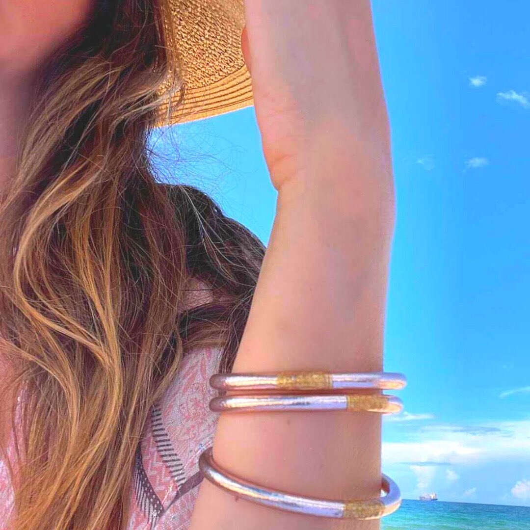 &ldquo;Feeling gratitude and not expressing it is like wrapping a present and not giving it.&rdquo; 🦋 -William Arthur Ward
⠀⠀⠀⠀⠀⠀⠀⠀⠀
 #jewelry #jewelrylaunch #bangles #springjewelry #summerjewelry #yinyang #weightless #waterproof #bangles #fashion #