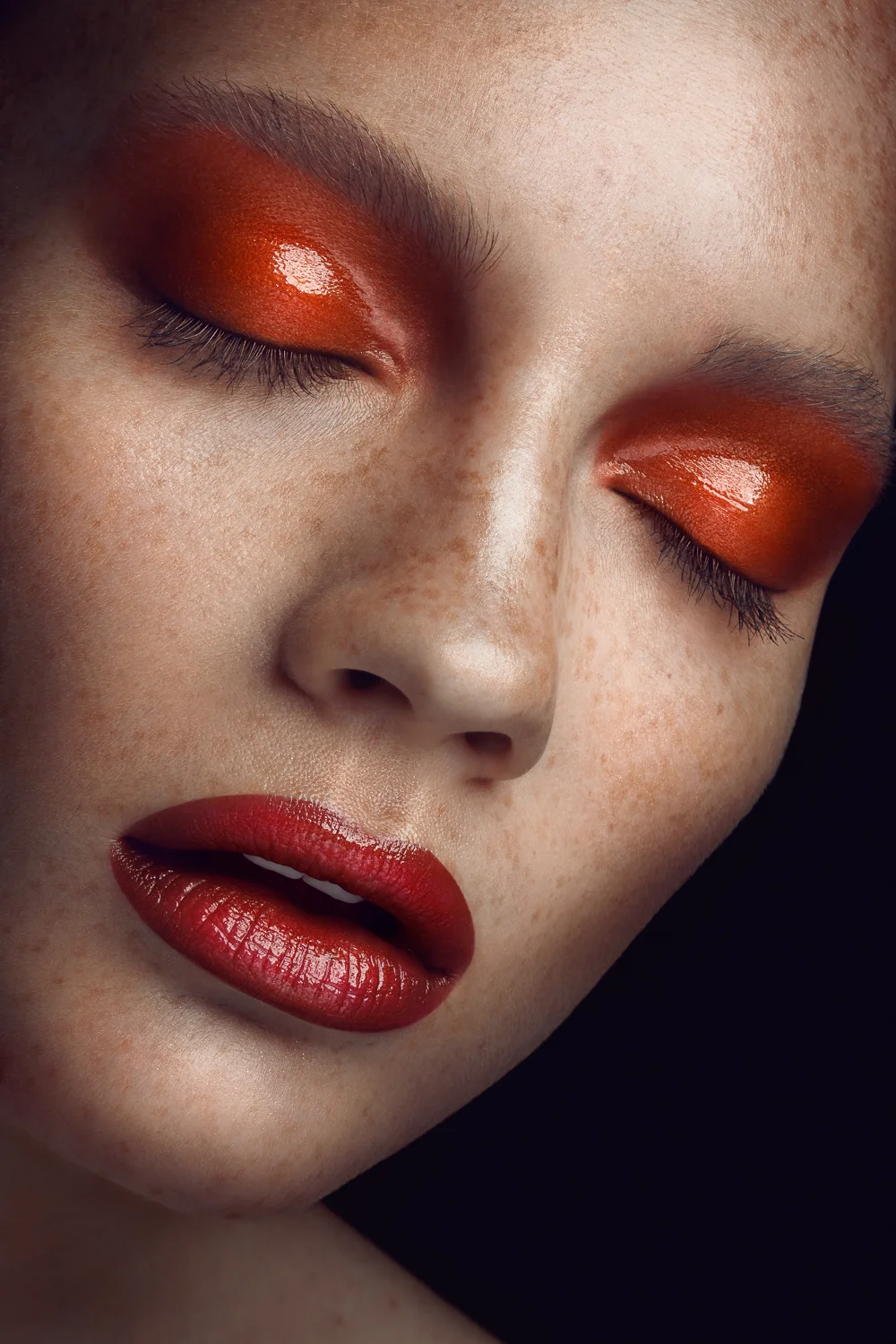 "Bronze Goddess" PRESS THE BEAUTY Magazine