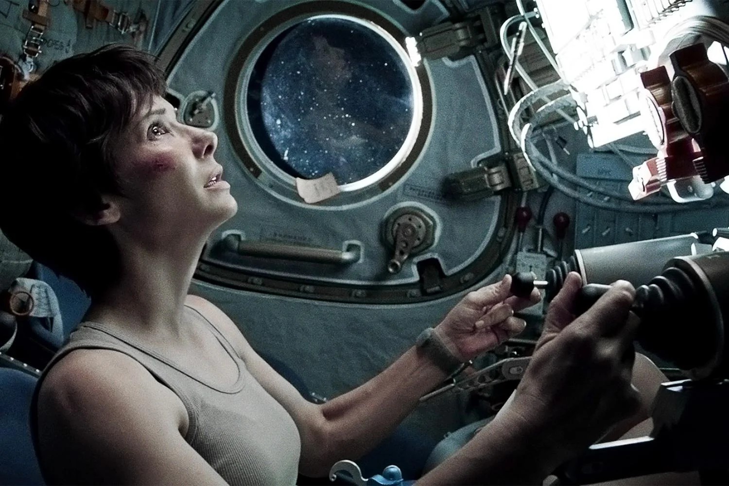 Gravity-film-Sandra-Bullock.jpg