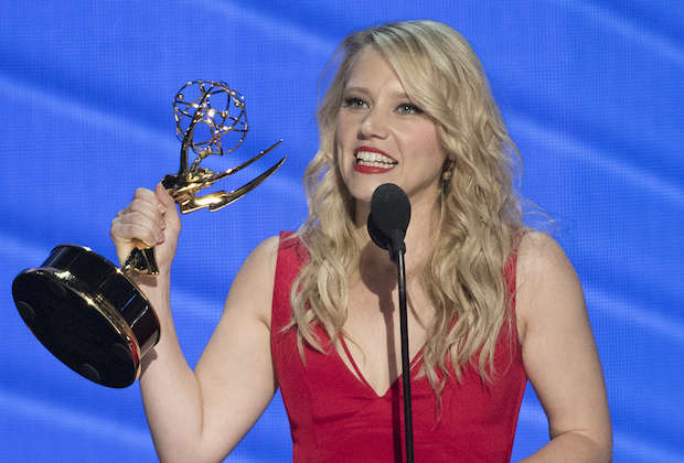 Kate McKinnon becomes the first SNL cast member in 23 years to win an Emmy