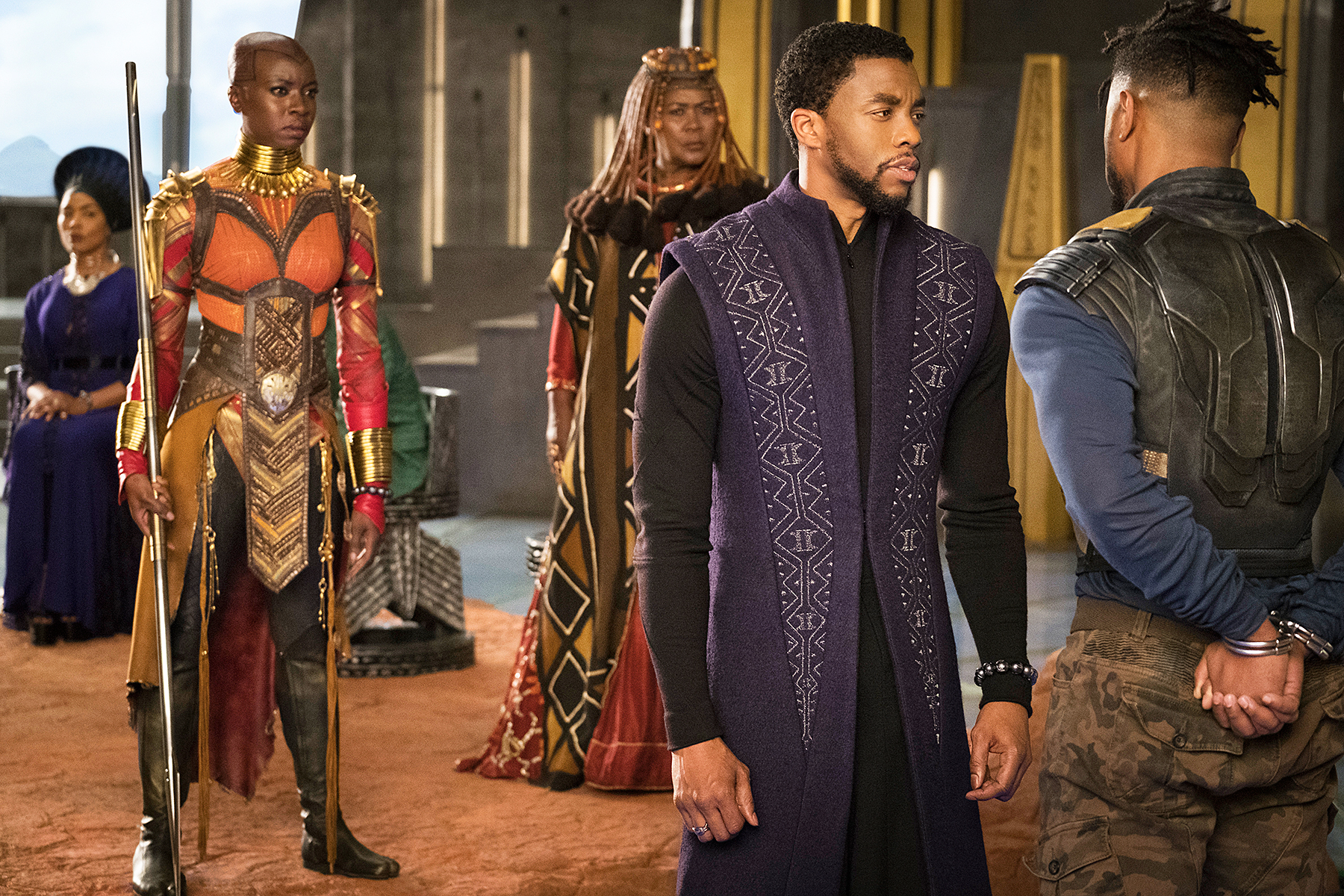 Betting on the colorful costumes of Black Panther to prevail over the more traditional Favourite garb