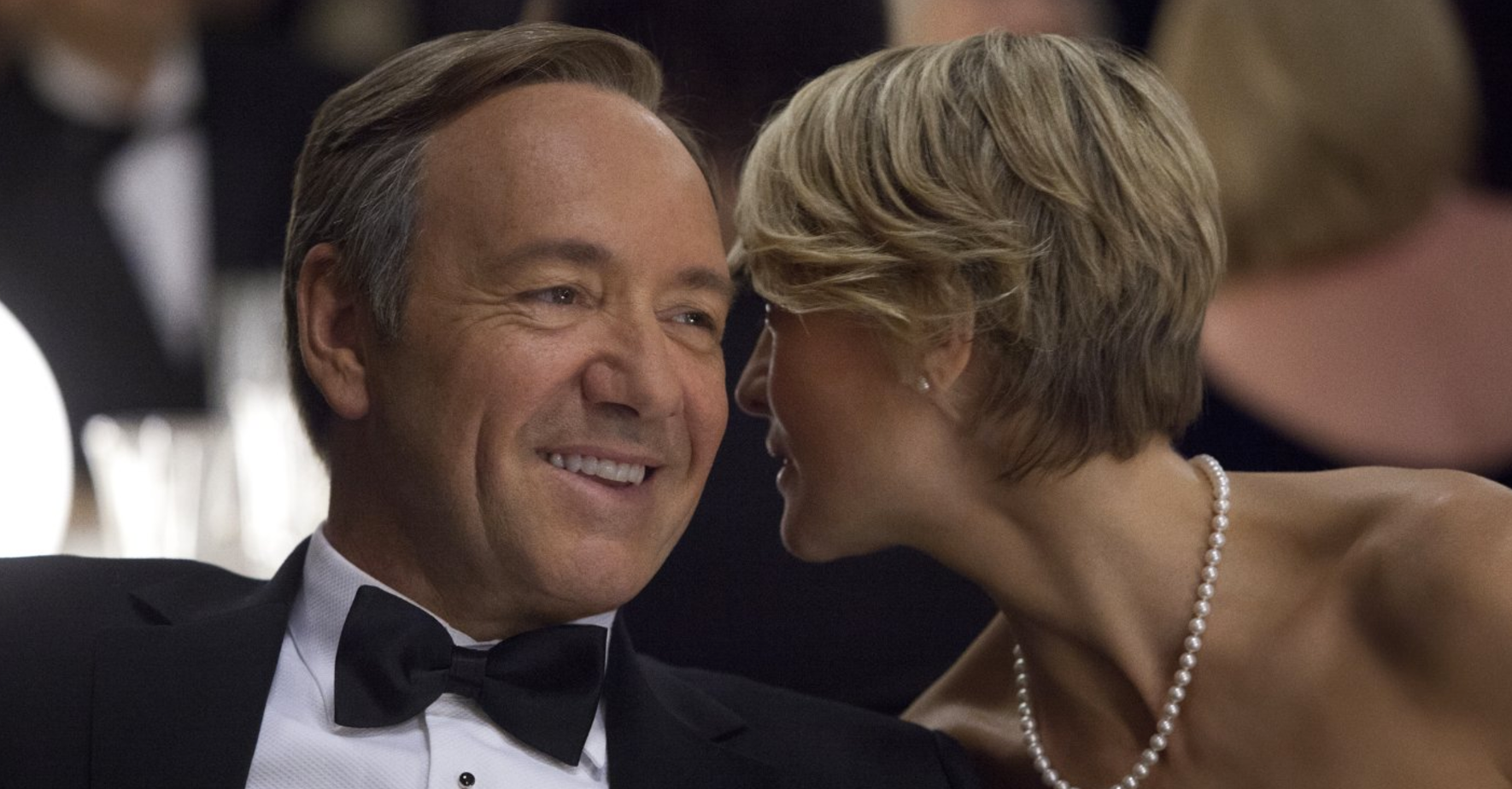 House-of-Cards-Season-1-Episode-1-Recap-1.png