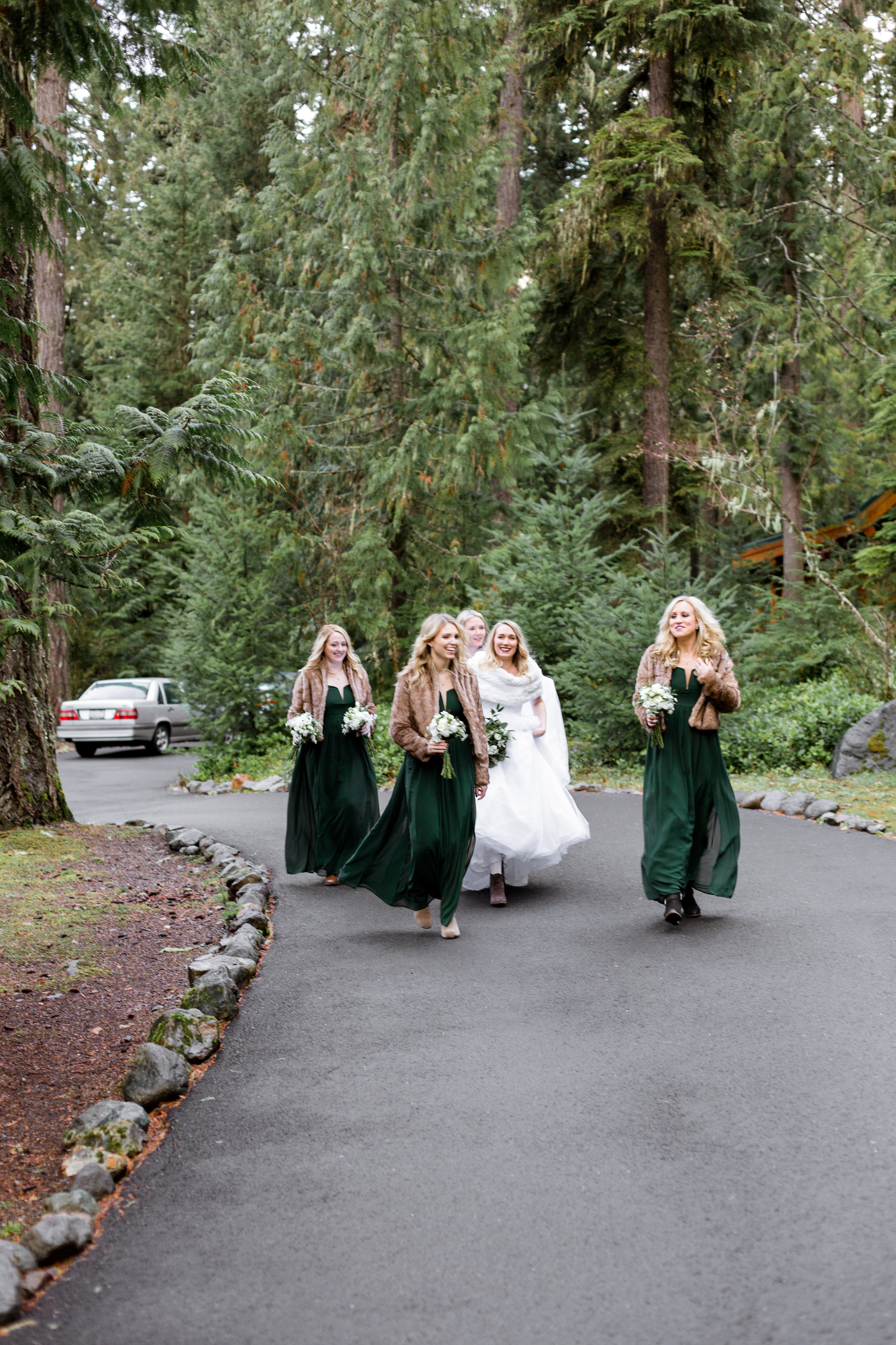 Carly&Lincoln-BridalParty-23.jpg